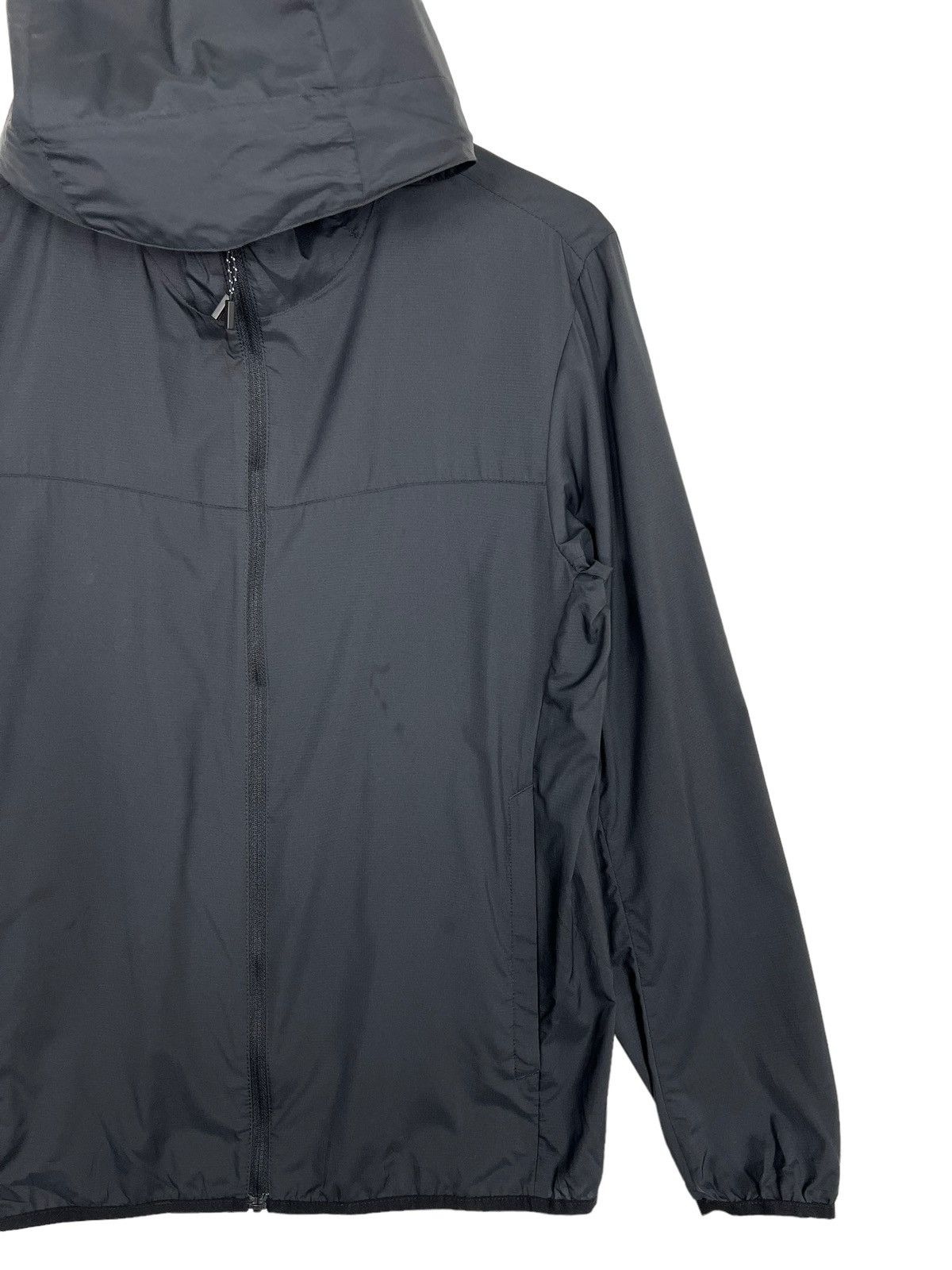 Japanese Brand 🔥 UNIQLO WINDBREAKER HOODIES Size US S / EU 44-46 / 1 - 5 Thumbnail