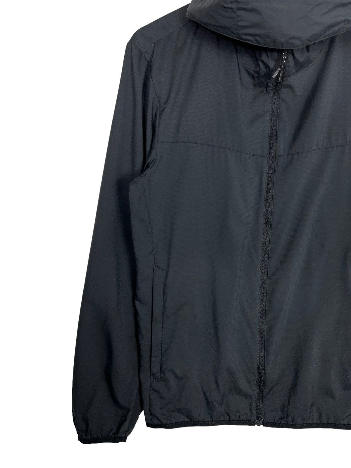 Japanese Brand 🔥 UNIQLO WINDBREAKER HOODIES Size US S / EU 44-46 / 1 - 3 Thumbnail