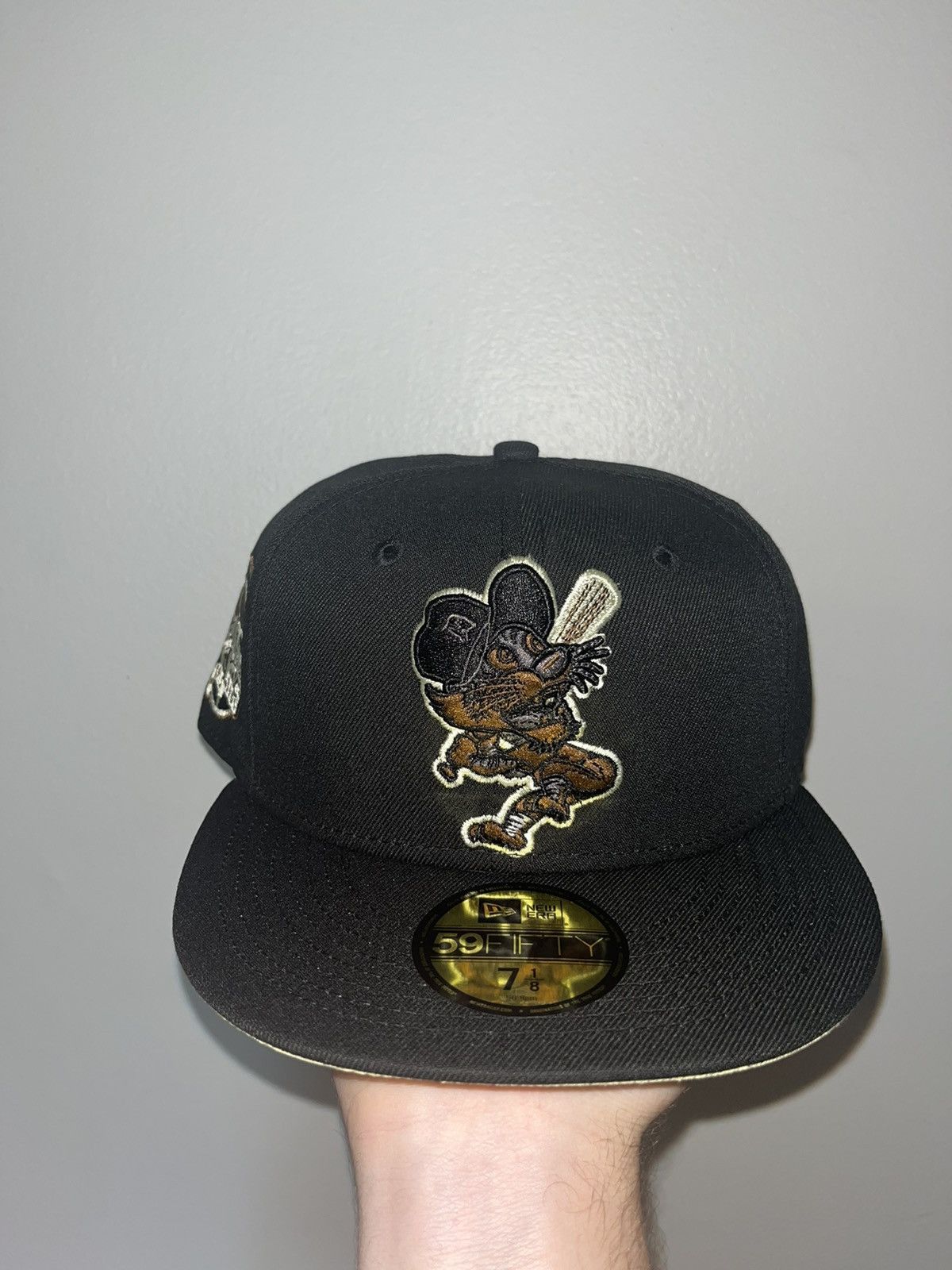 New Era Detroit tigers David Bowie ziggy stardust hat 7 3/8 Size ONE SIZE - 2 Thumbnail