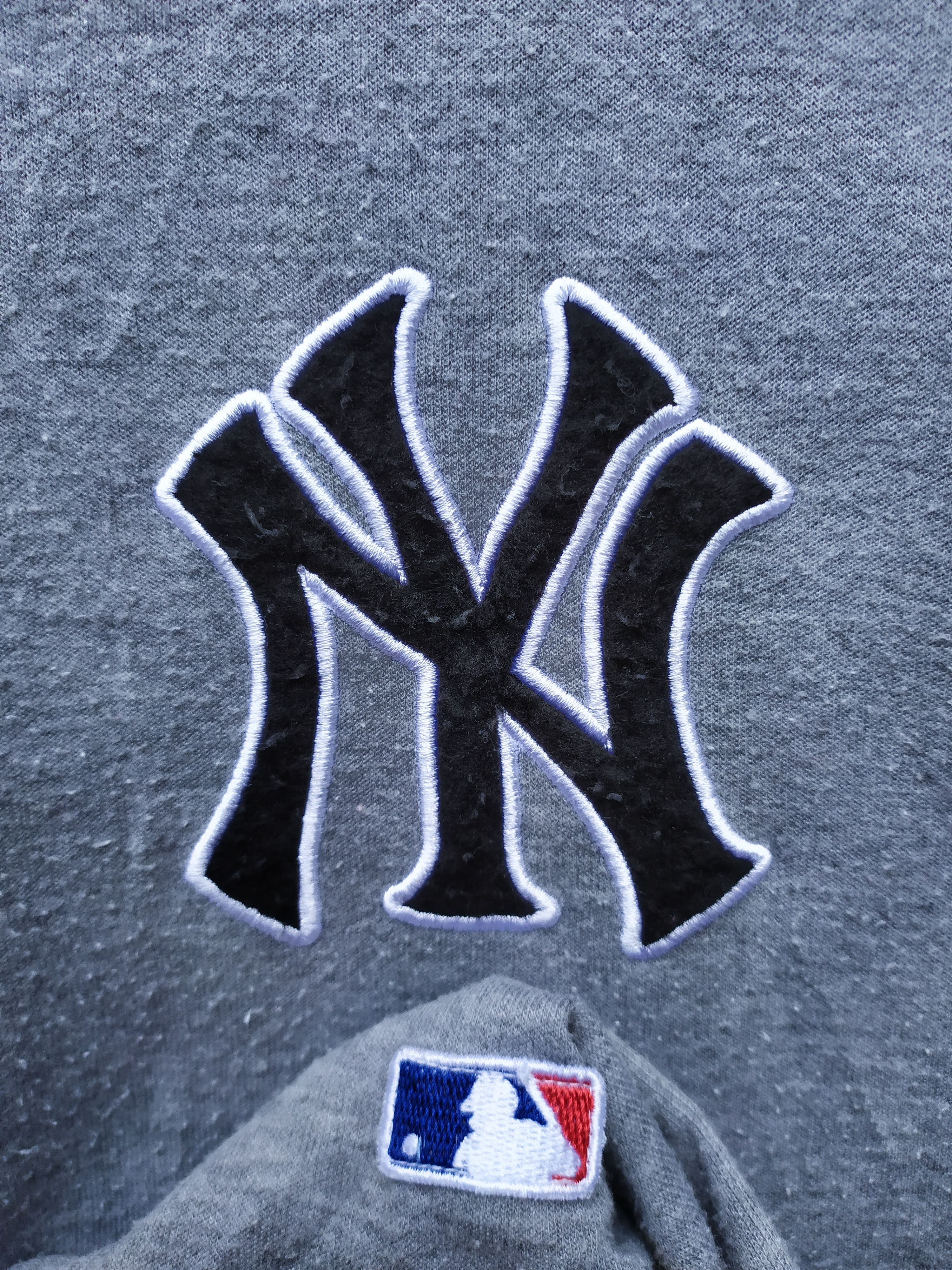 MLB × New York Yankees Vintage New York Sweatshirt Size US M / EU 48-50 / 2 - 3 Thumbnail