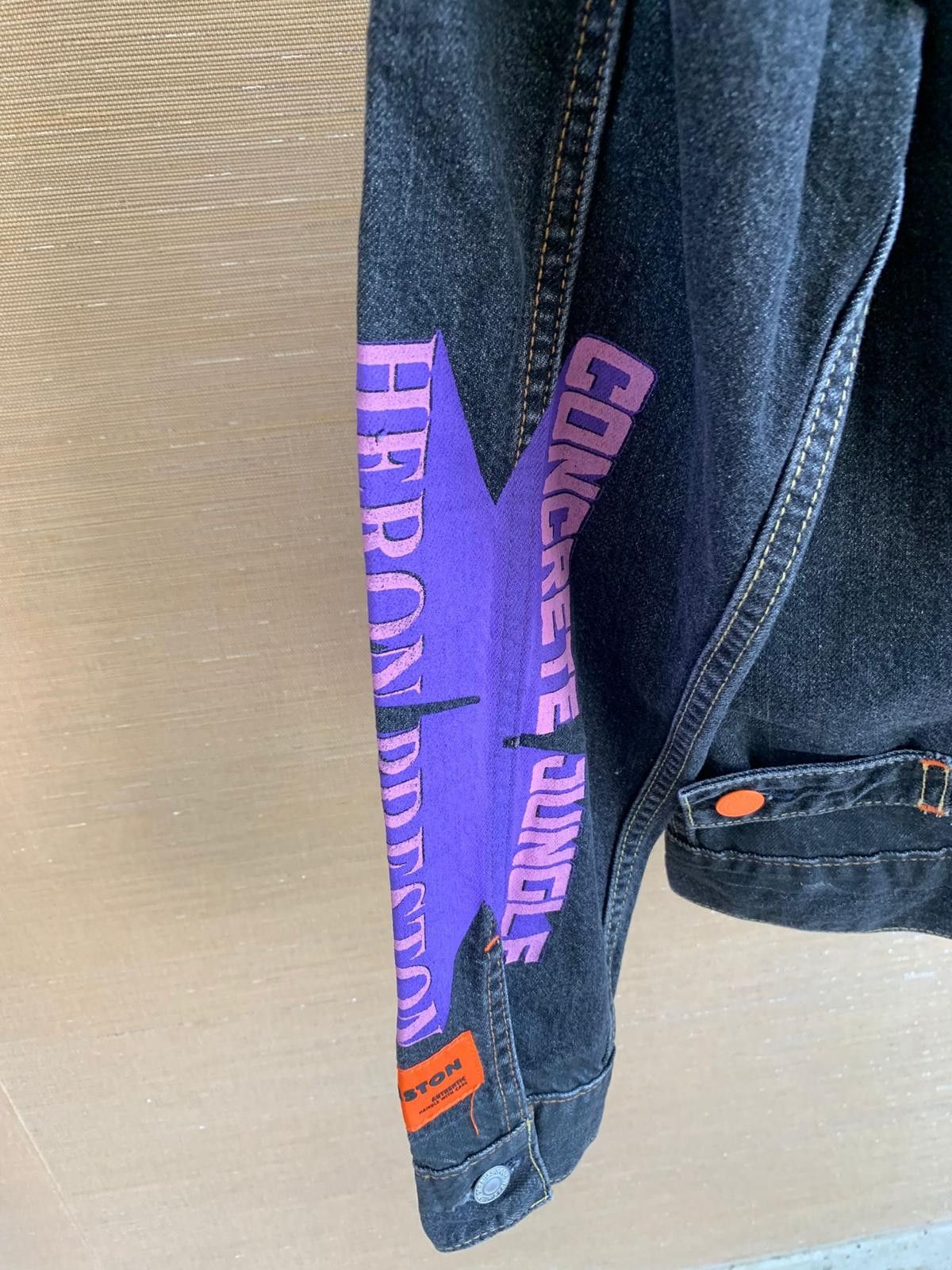 Heron Preston Levis Trucker With Print in Concrete Black Size US S / EU 44-46 / 1 - 16 Thumbnail