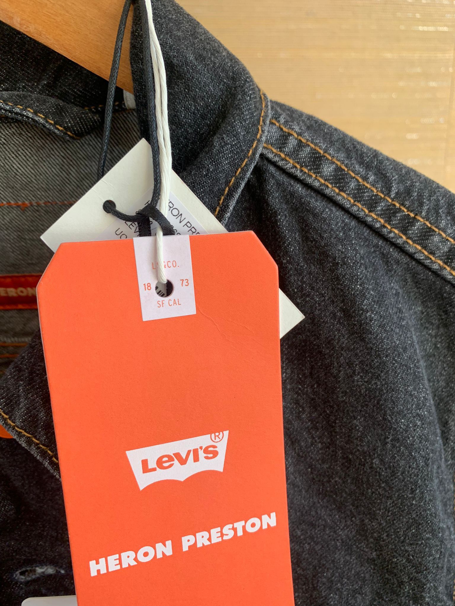 Heron Preston Levis Trucker With Print in Concrete Black Size US S / EU 44-46 / 1 - 8 Thumbnail
