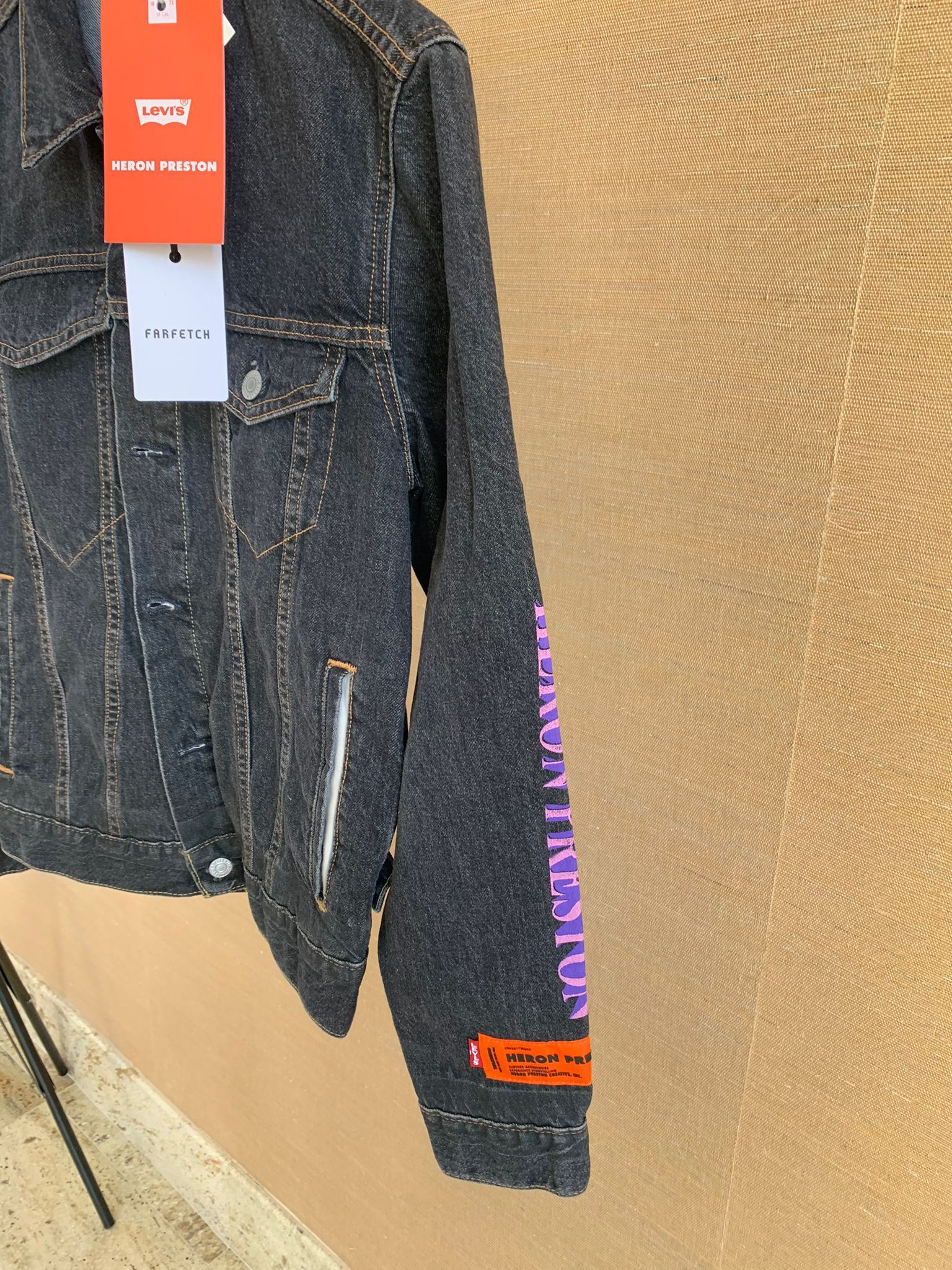 Heron Preston Levis Trucker With Print in Concrete Black Size US S / EU 44-46 / 1 - 12 Thumbnail