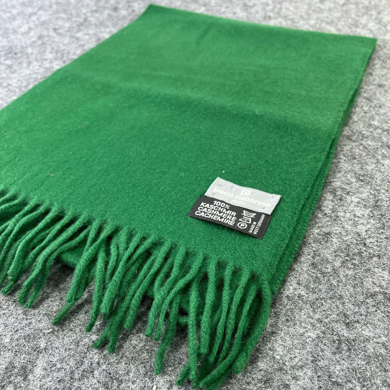 Vintage Paco Rabanne Scarf / Muffler / Neckwear T451 Size ONE SIZE - 4 Thumbnail