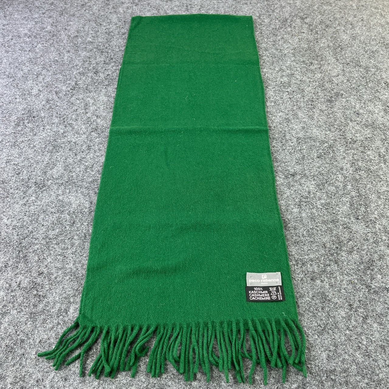 Vintage Paco Rabanne Scarf / Muffler / Neckwear T451 Size ONE SIZE - 1 Thumbnail