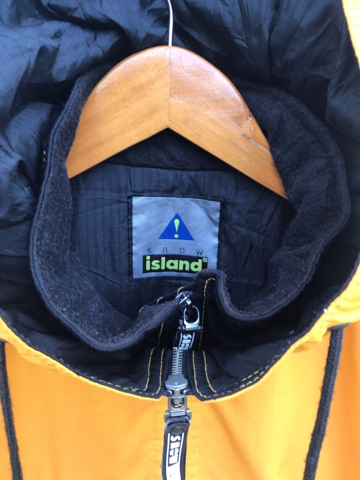 Japanese Brand Snow Island Colourblock Ski Jacket Size US XL / EU 56 / 4 - 2 Thumbnail