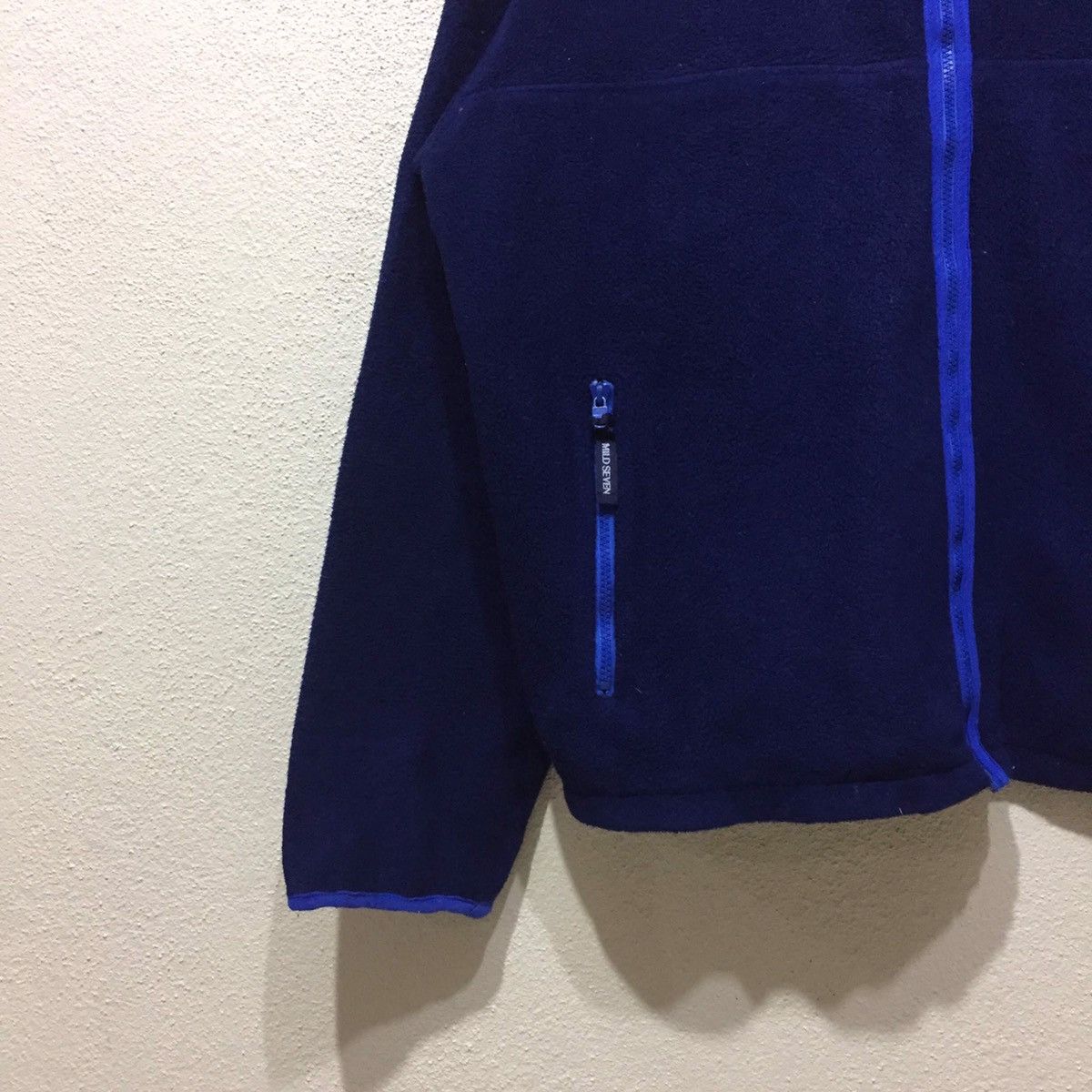Polartec × Vintage Vintage Polartec Fleece spellout MILD SEVEN size L fits XXL Size US XXL / EU 58 / 5 - 2 Thumbnail