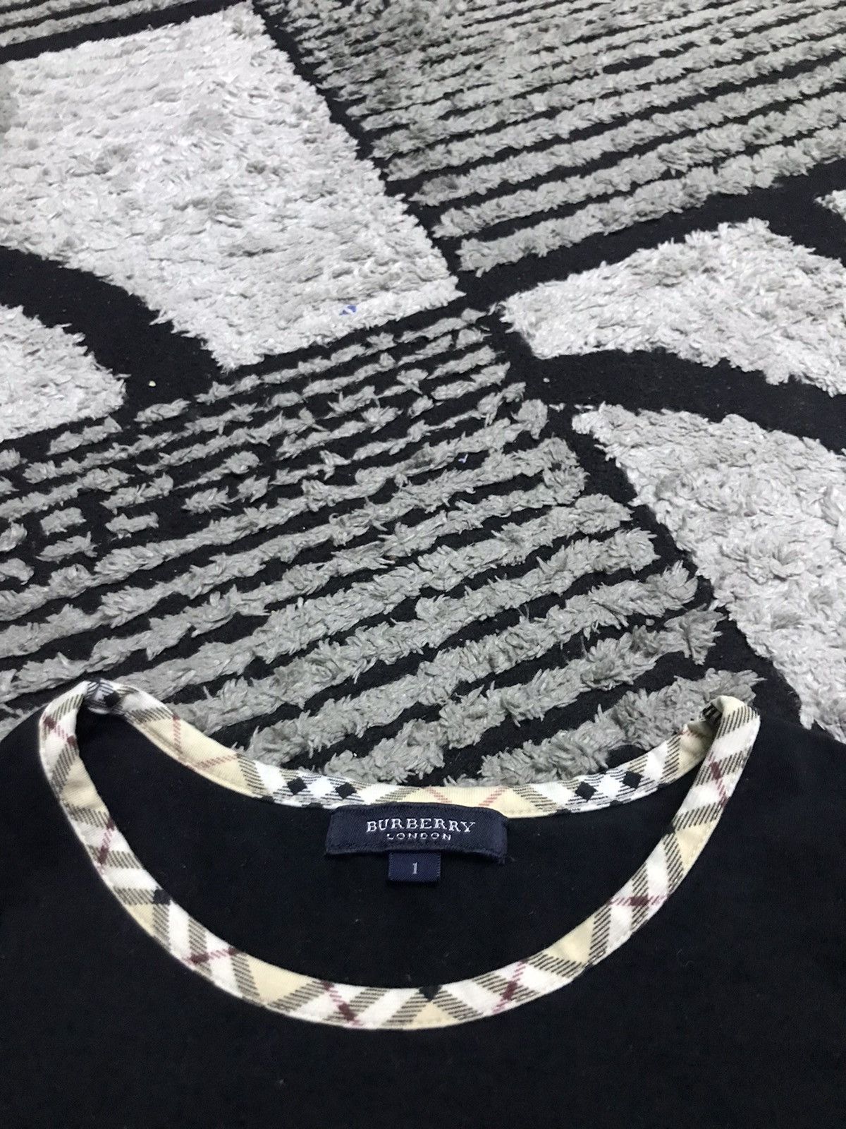 Burberry Burberry ringer checked tee Size XS / US 0-2 / IT 36-38 - 4 Thumbnail