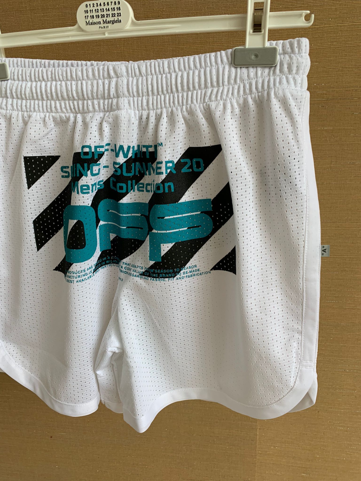 Off-White Wavy Line Logo Mesh Shorts Size US 30 / EU 46 - 3 Thumbnail