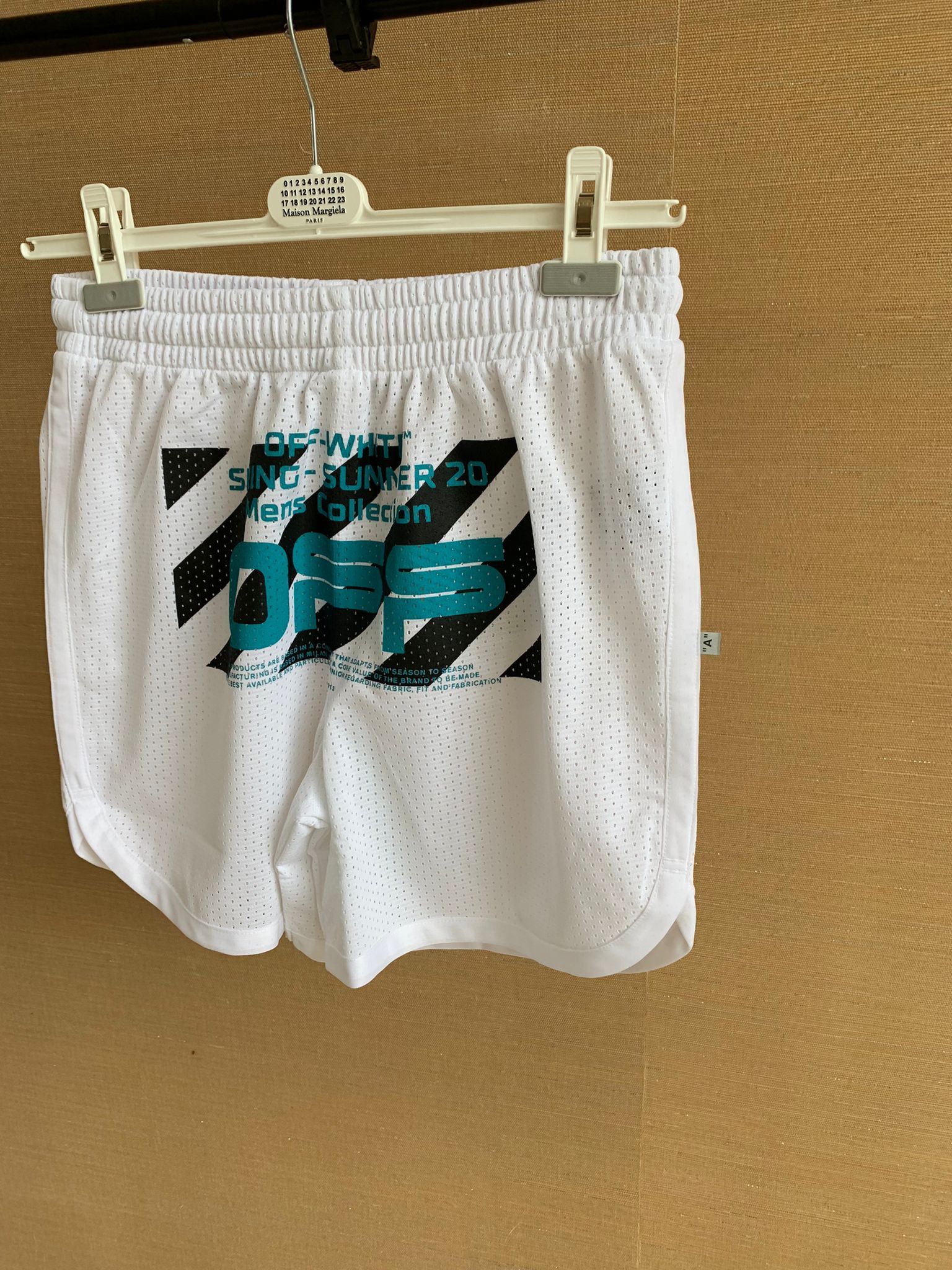 Off-White Wavy Line Logo Mesh Shorts Size US 30 / EU 46 - 10 Thumbnail