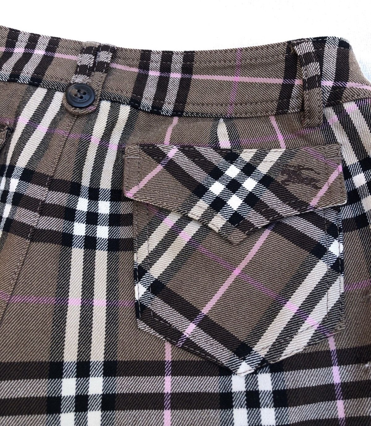 Burberry Burberry London Blue Label Short Pant For Women Size 28" / US 6 / IT 42 - 4 Thumbnail