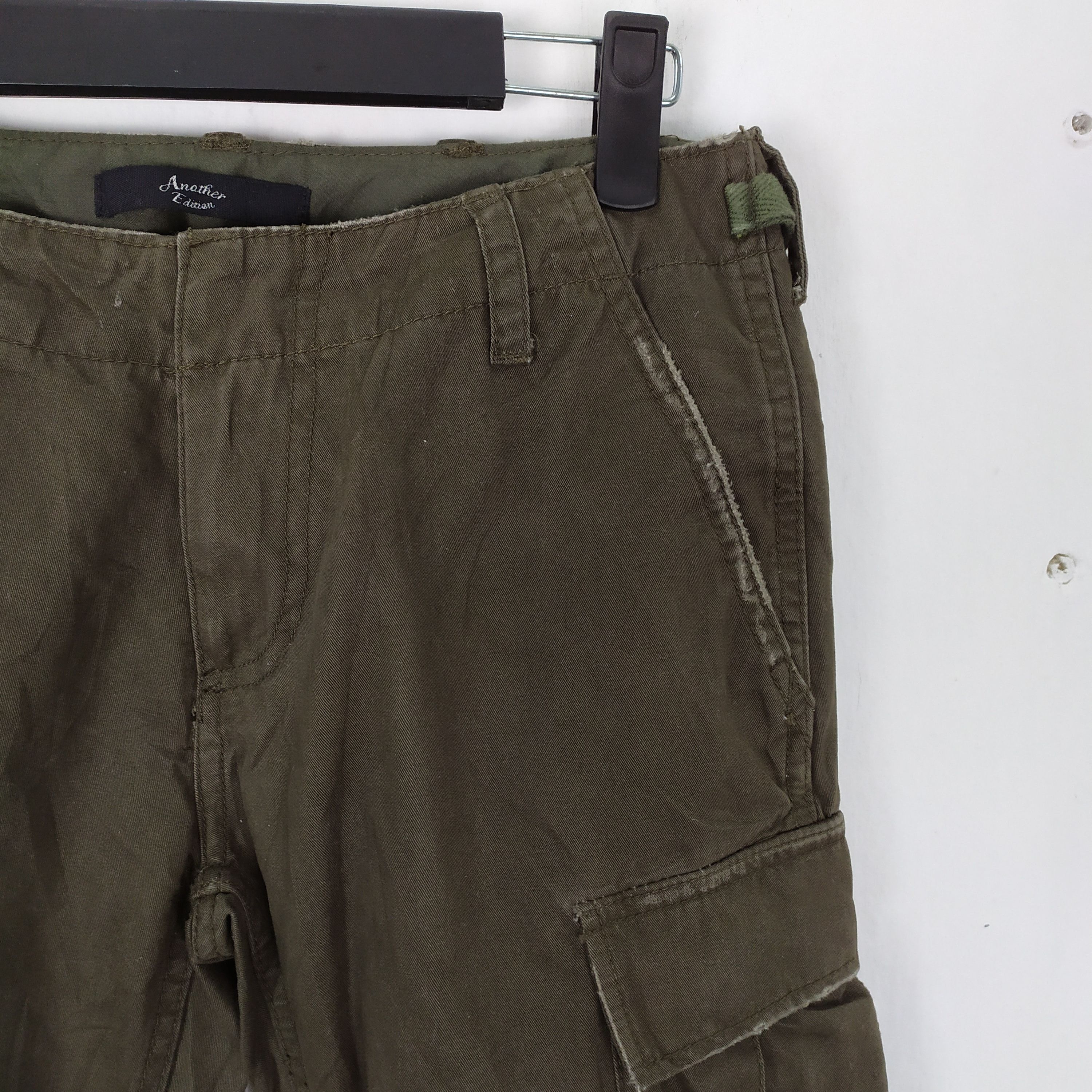 Another Influence × Japanese Brand × Seditionaries Another Edition Cropped / Short Cargo Pants Utility pant Size US 26 / EU 42 - 2 Thumbnail