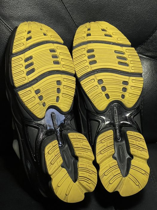 Ozweego black corn hot sale