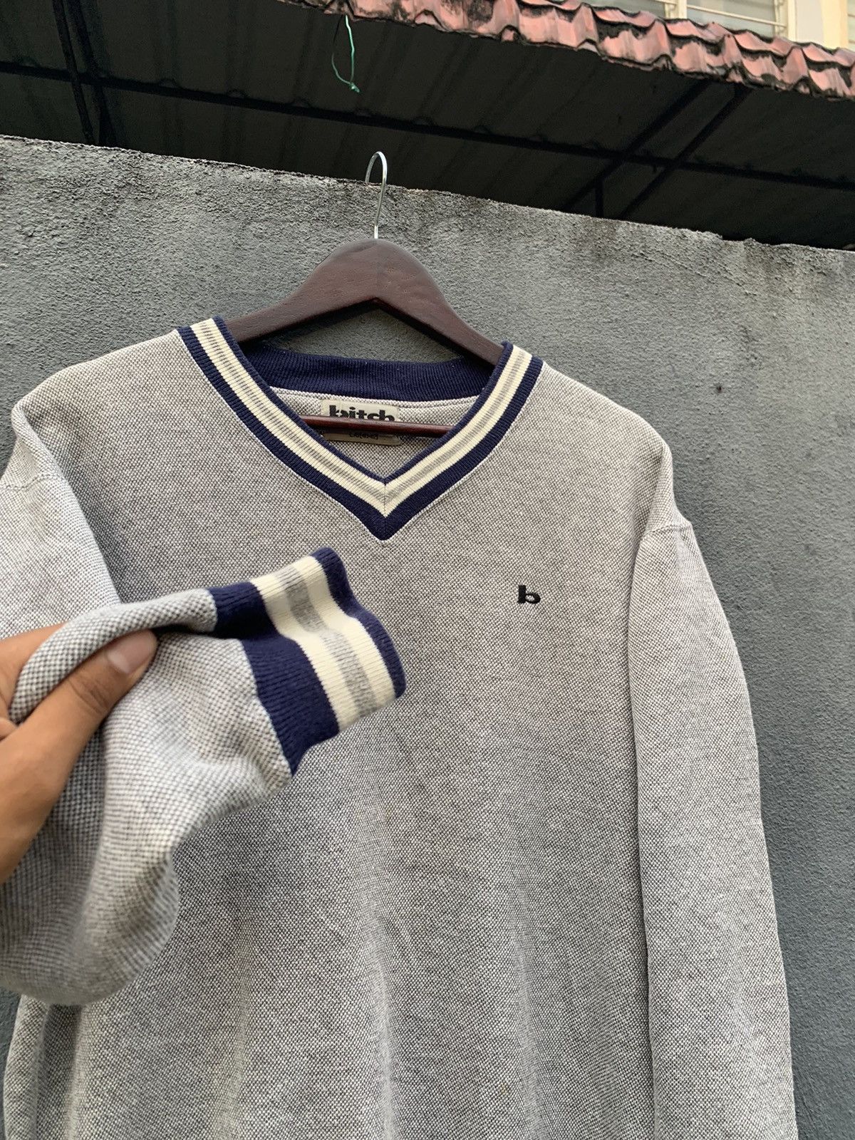 👹Vintage BITCH SKATEBOARDS V Neck Baggy Sweater