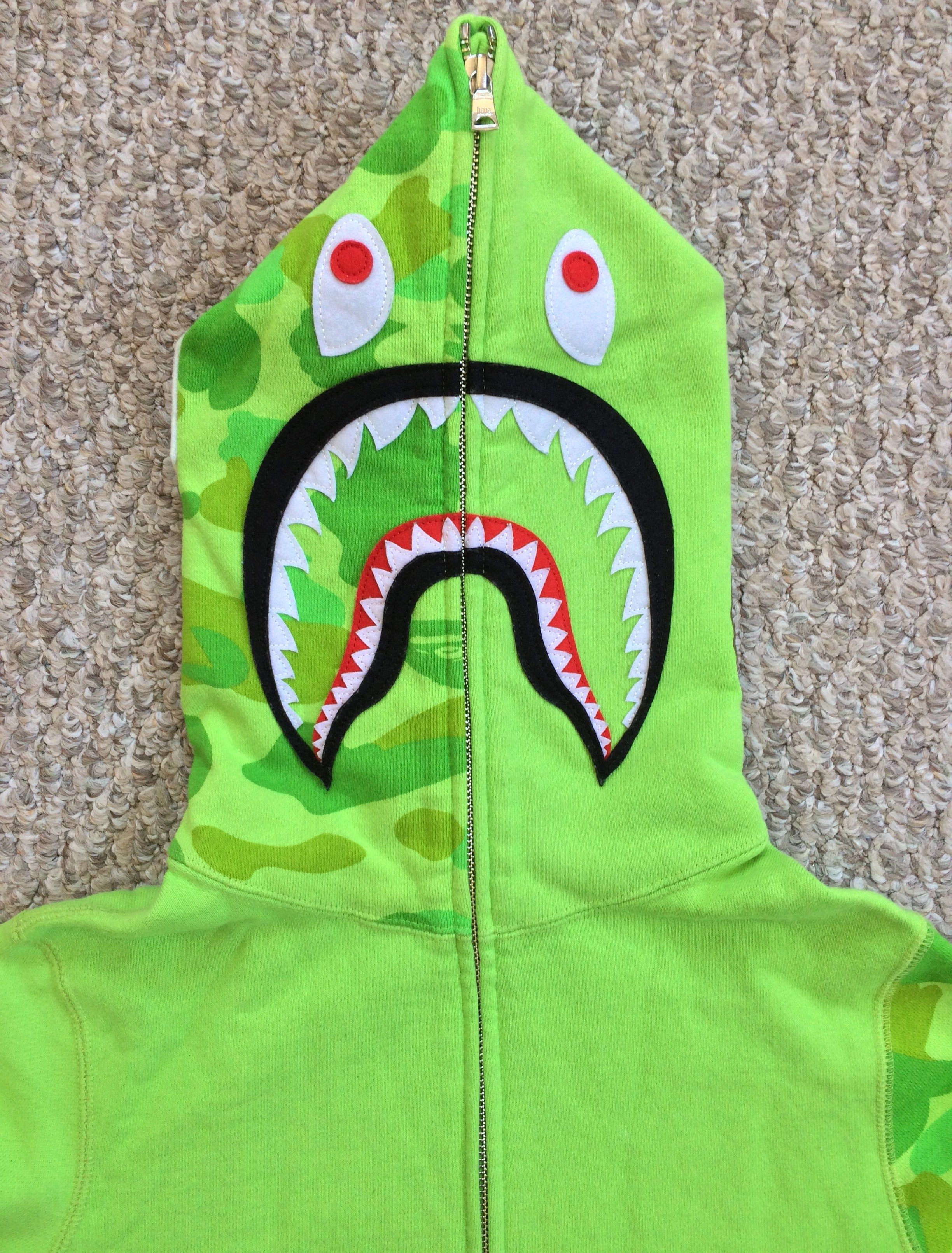 Bape Bathing Ape Green Camo Shark Hoodie Size XS / US 0-2 / IT 36-38 - 2 Thumbnail