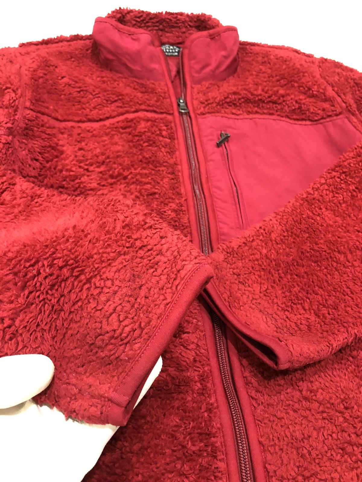 Uniqlo Uniqlo Bulky Fleece Jacket Red Size US M / EU 48-50 / 2 - 5 Thumbnail