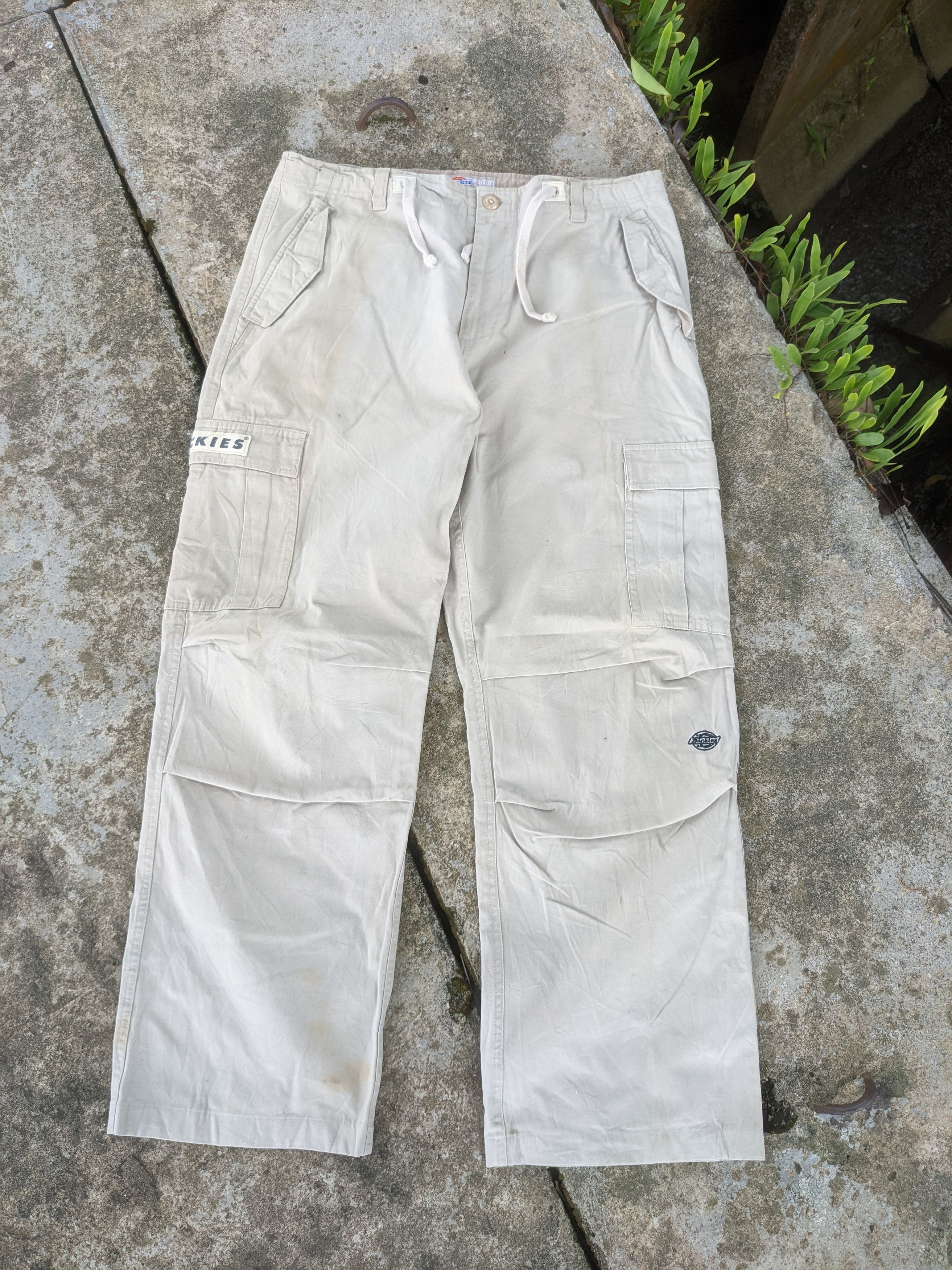image of Dickies Sun Faded Cargo Pants in Khaki, Men's (Size 35)