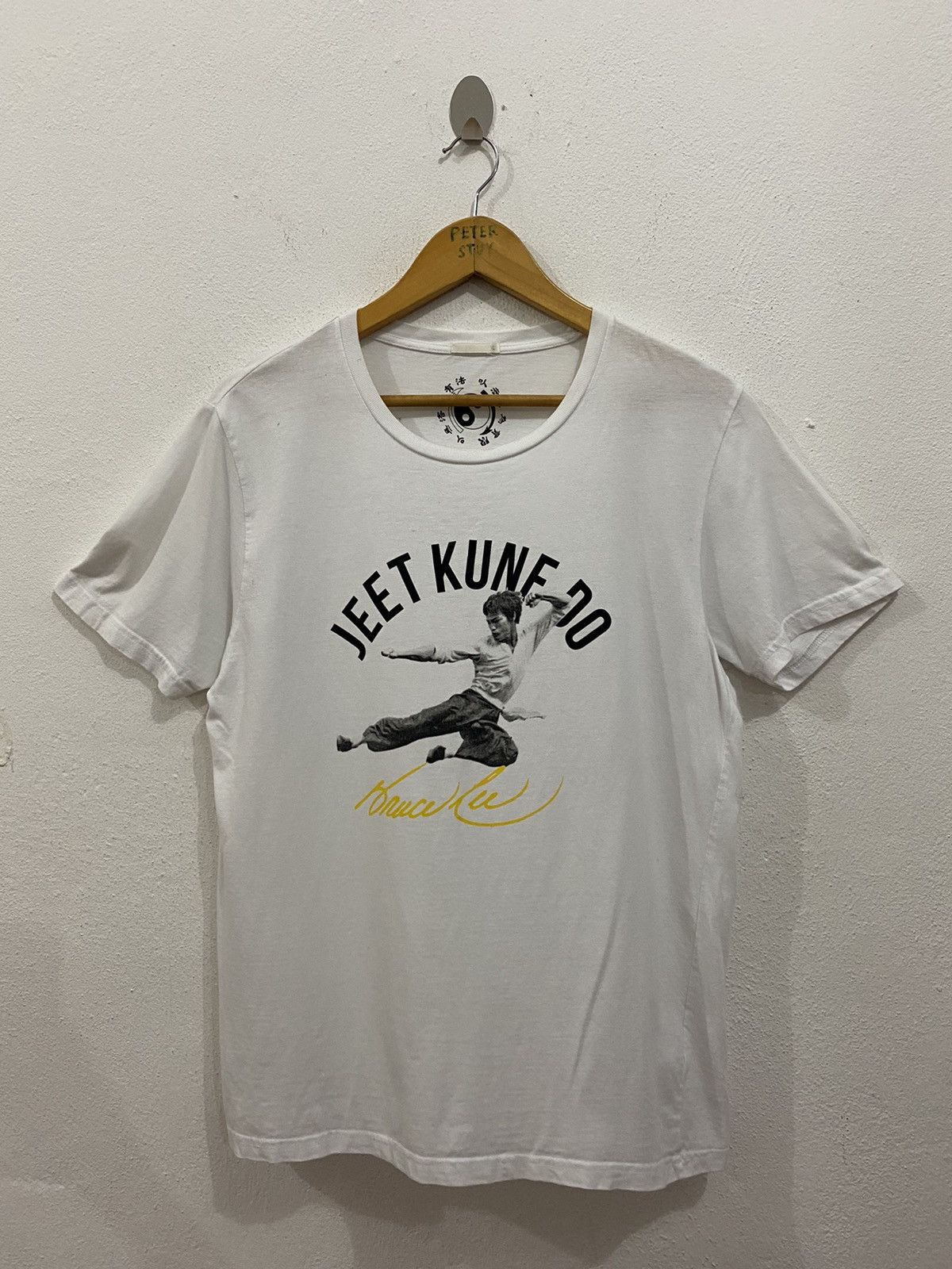 Uniqlo BRUCE LEE T-SHIRT by UNIQLO Size US M / EU 48-50 / 2 - 1 Thumbnail
