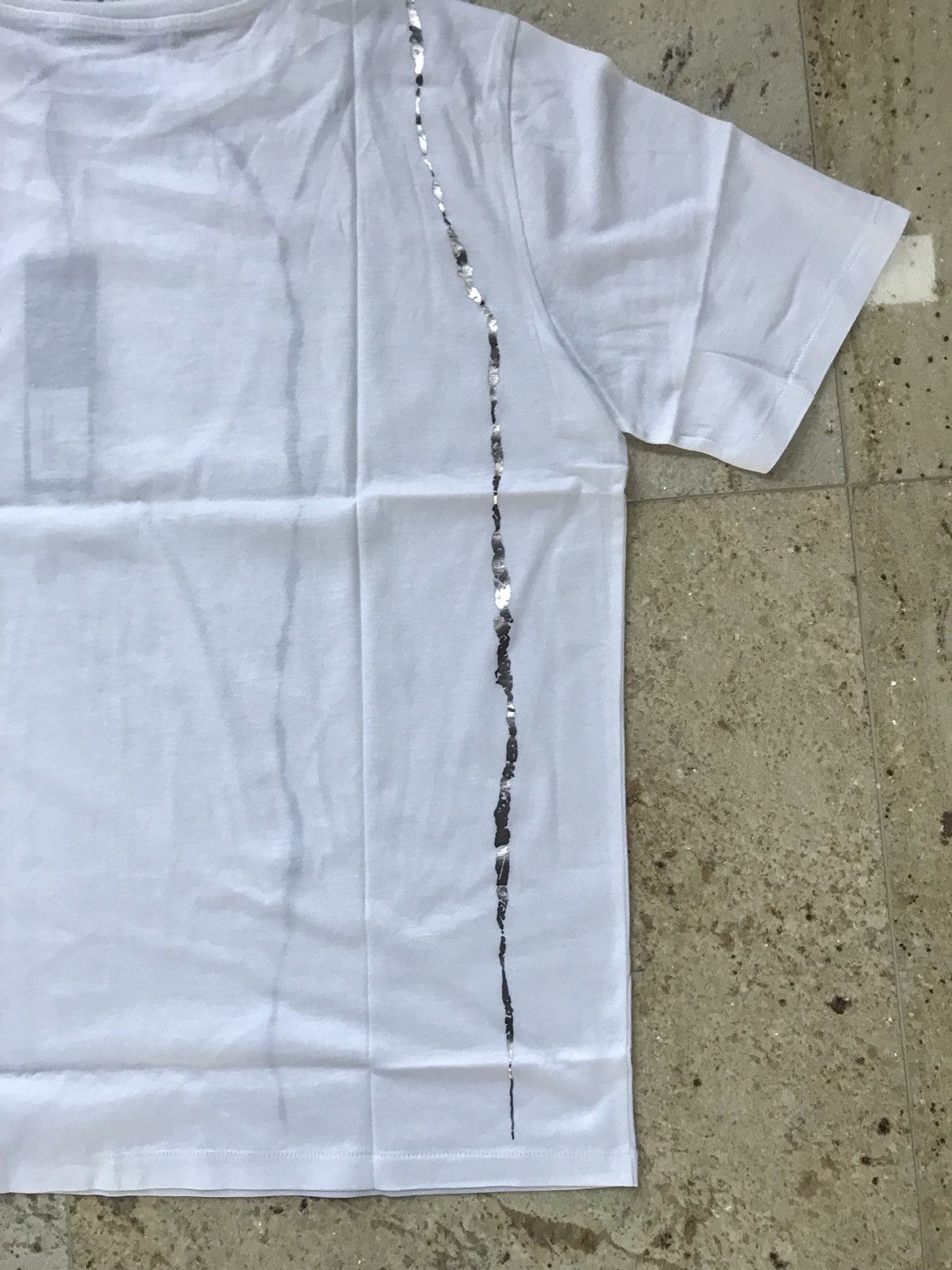 Haider Ackermann Tee With Gold Foil Print Size US S / EU 44-46 / 1 - 11 Thumbnail