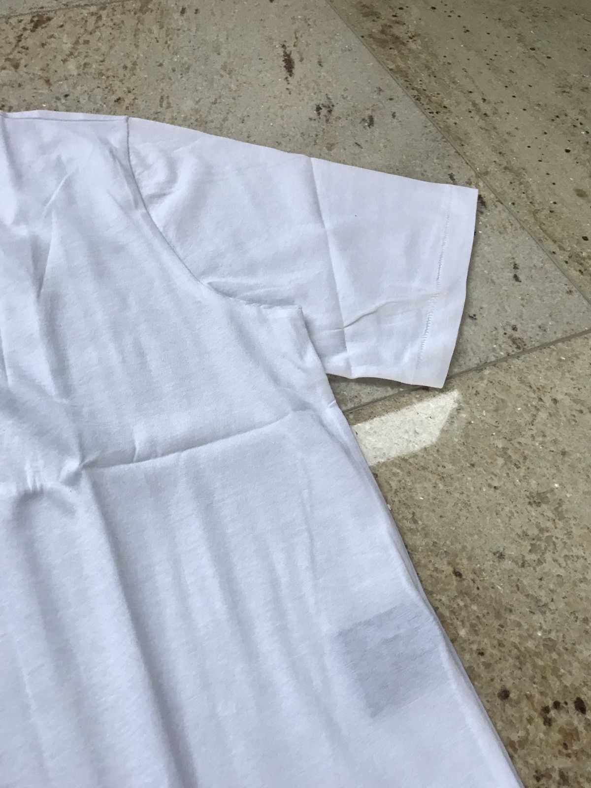 Haider Ackermann Tee With Gold Foil Print Size US S / EU 44-46 / 1 - 9 Thumbnail