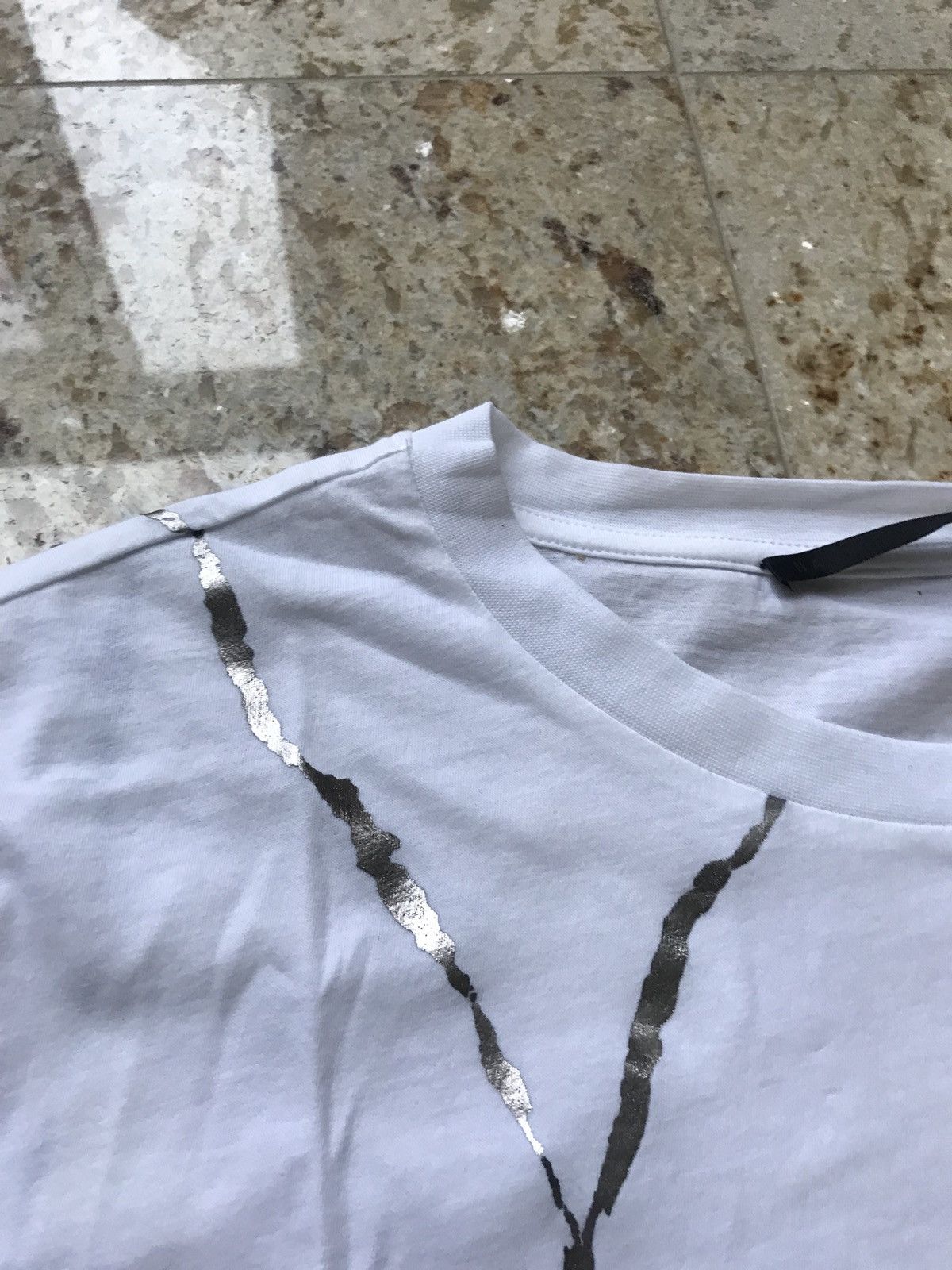 Haider Ackermann Tee With Gold Foil Print Size US S / EU 44-46 / 1 - 6 Thumbnail