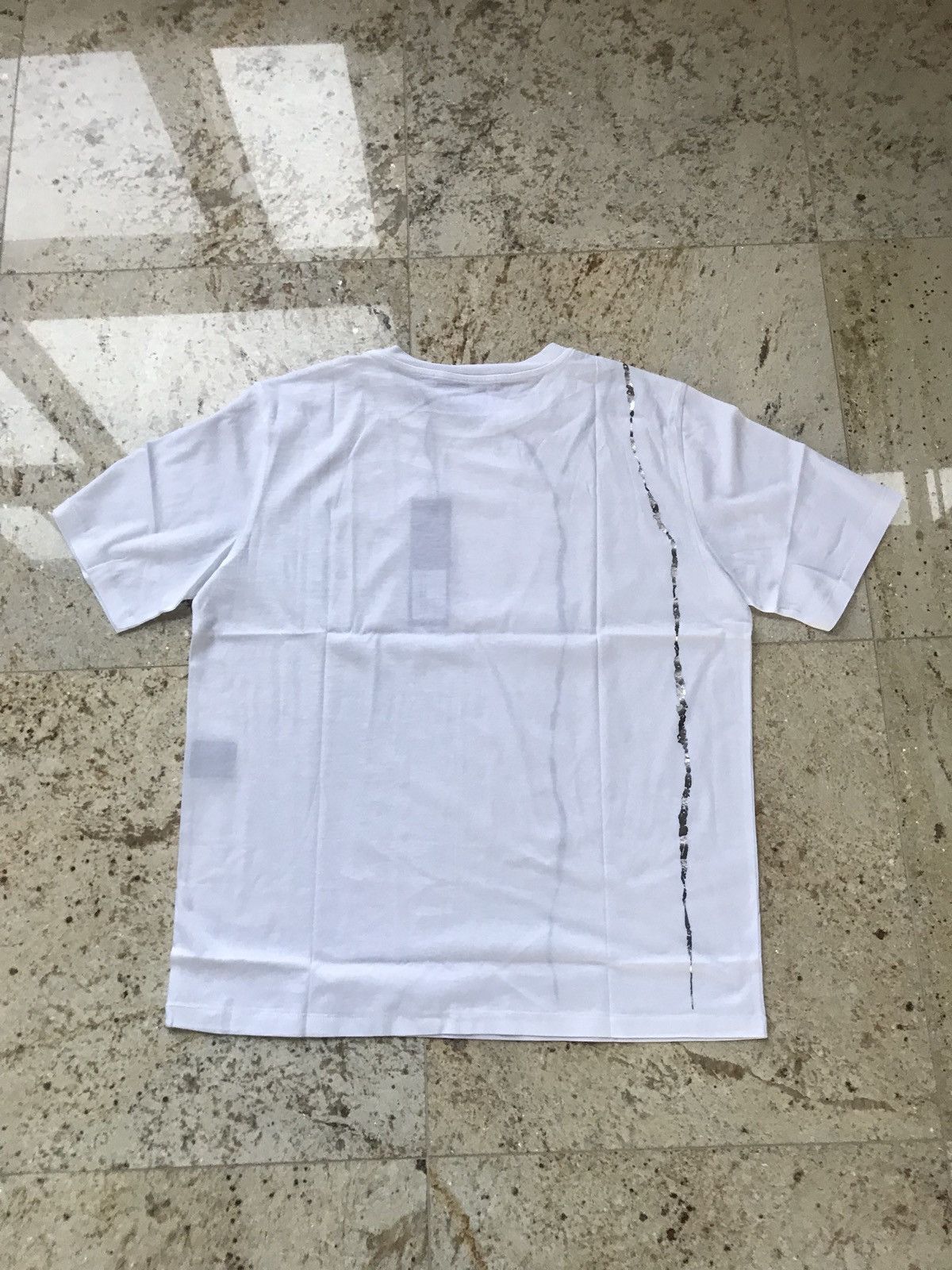 Haider Ackermann Tee With Gold Foil Print Size US S / EU 44-46 / 1 - 7 Thumbnail