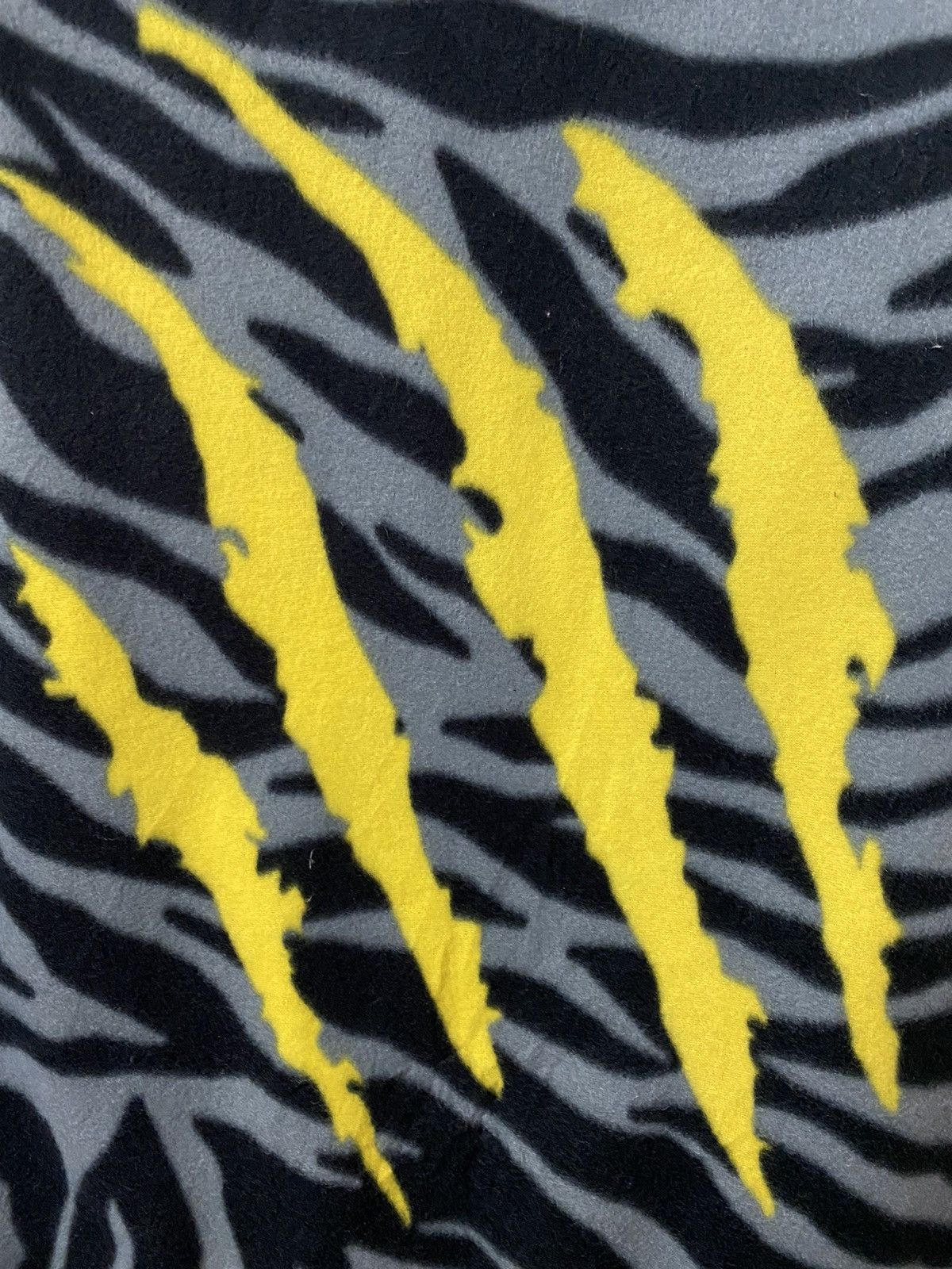Japanese Brand HASHIN TIGER POLYSTER VEST Size US M / EU 48-50 / 2 - 4 Thumbnail