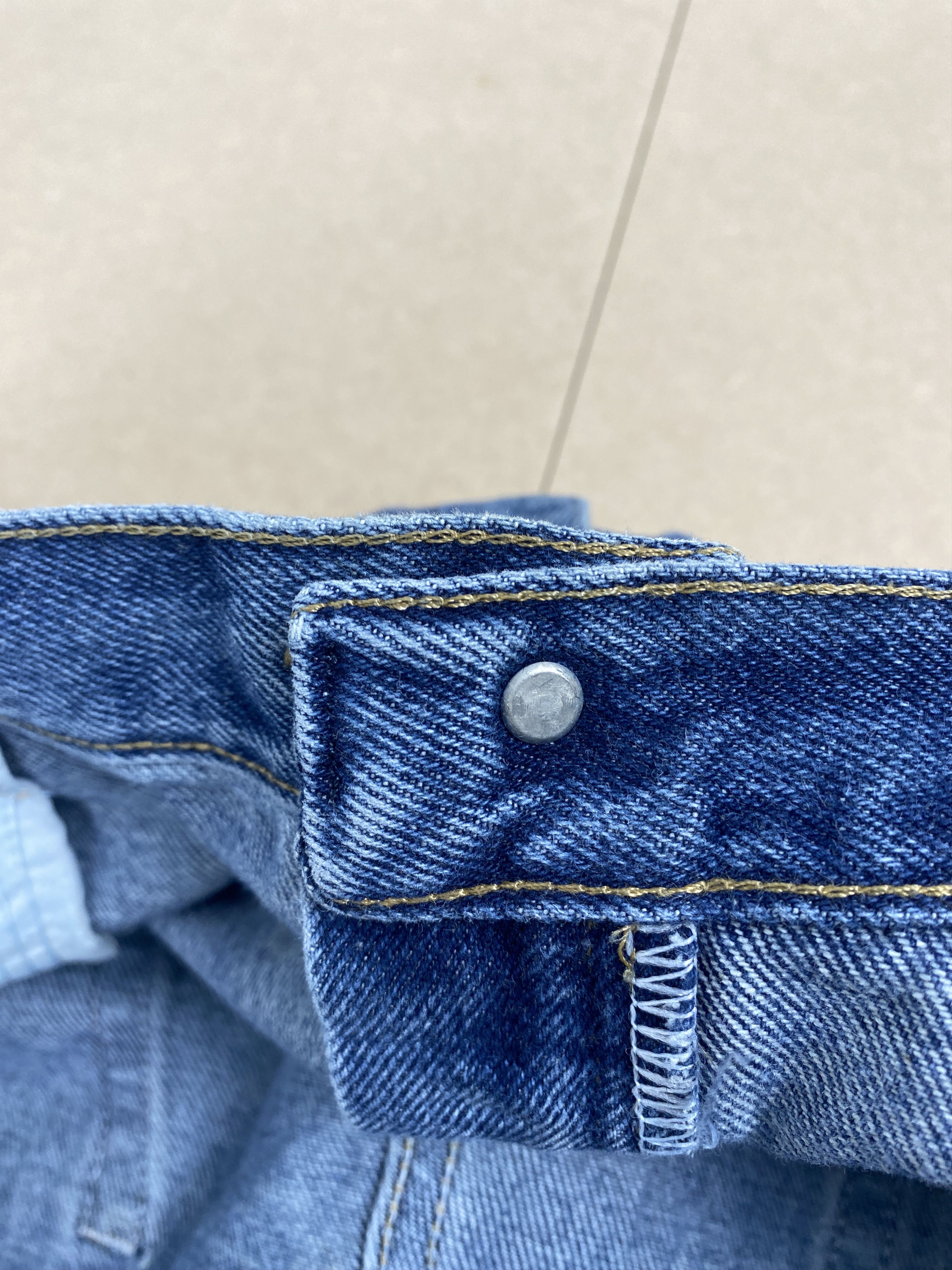 Vintage Vintage Wrangler Straight Cut Distressed Blue Jeans Size US 43 - 12 Thumbnail