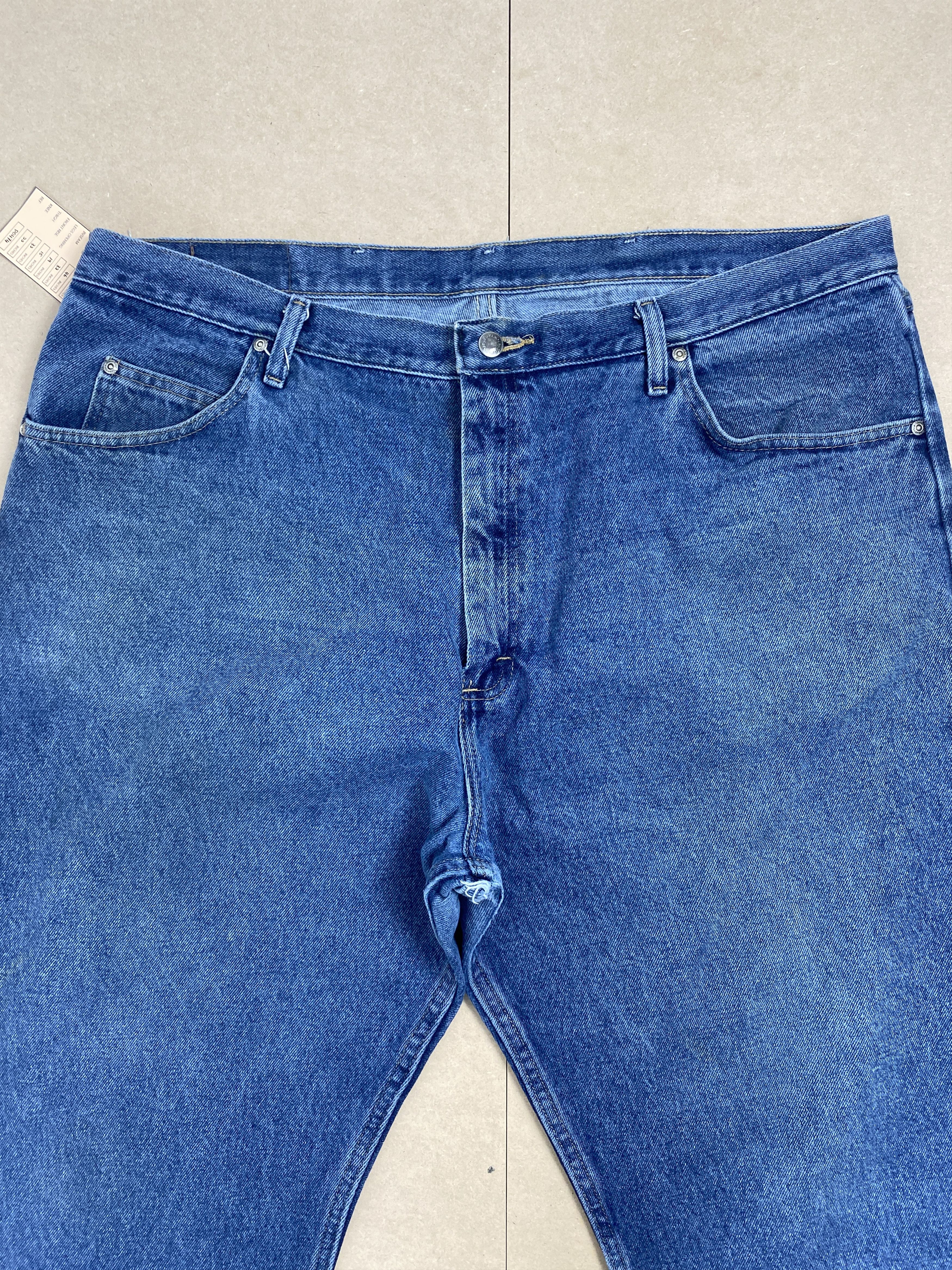 Vintage Vintage Wrangler Straight Cut Distressed Blue Jeans Size US 43 - 2 Thumbnail