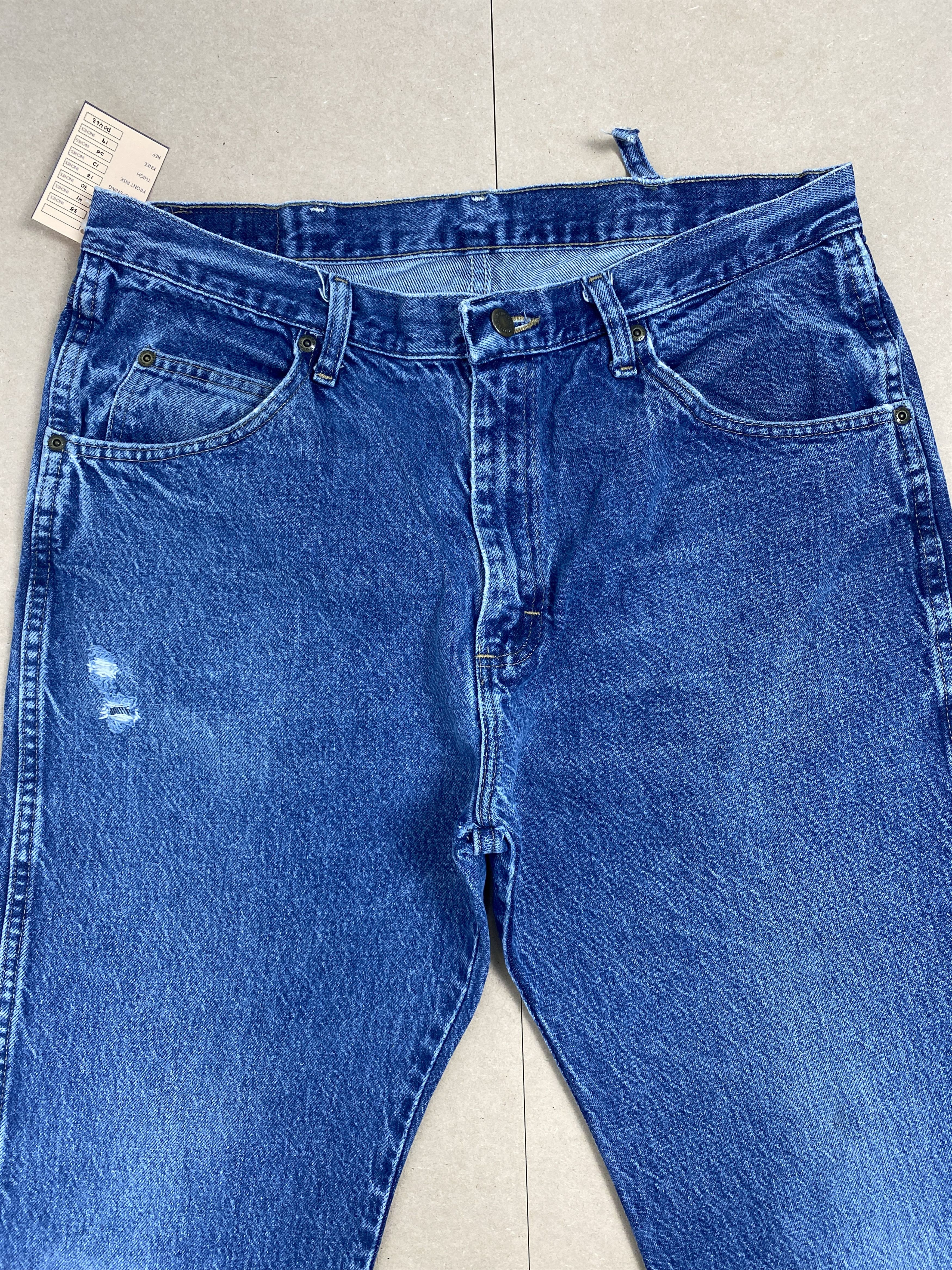 Vintage Vintage Wrangler Straight Cut Distressed Faded Blue Jeans Size US 35 - 2 Thumbnail
