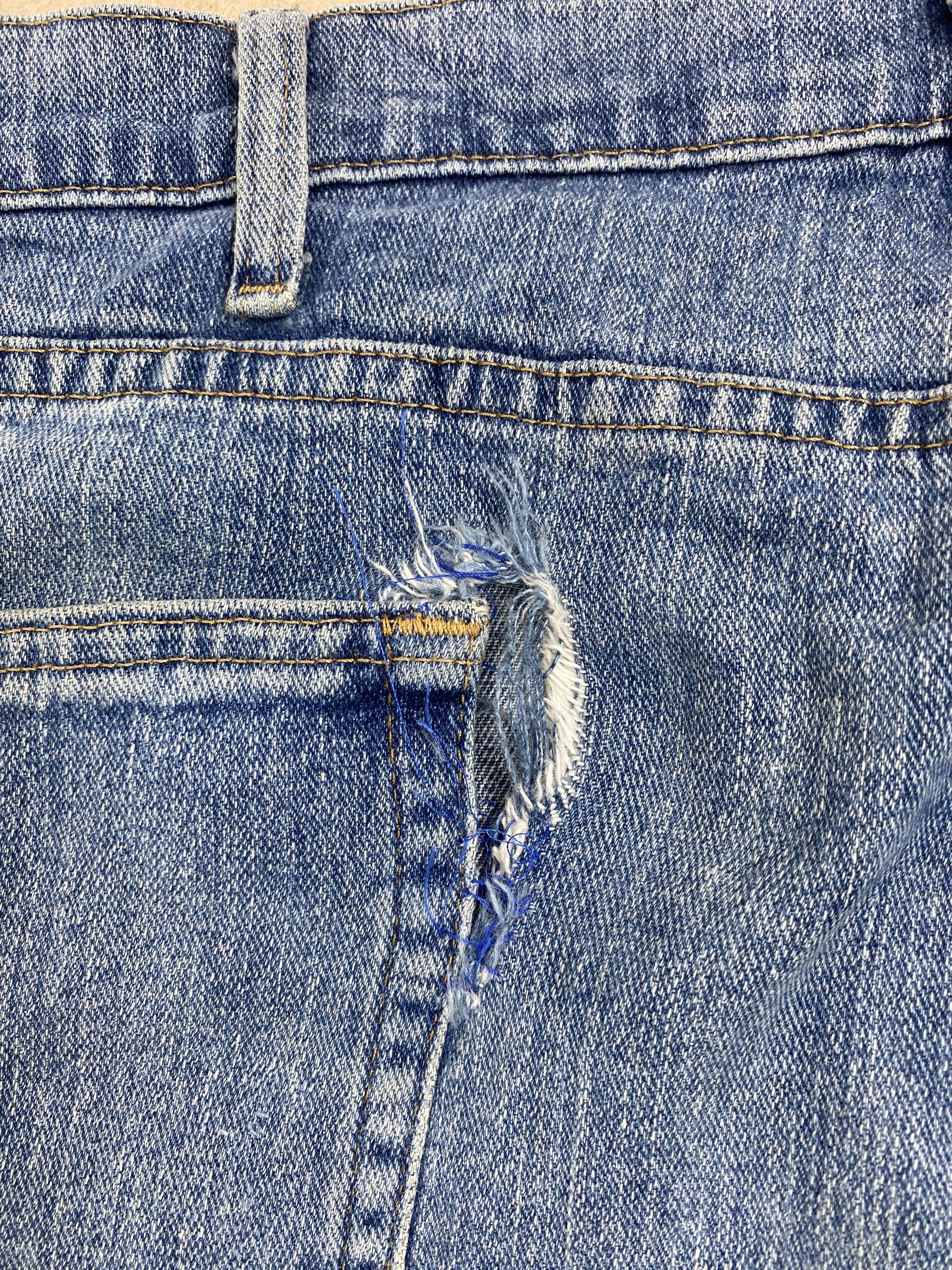 Vintage Vintage Wrangler Straight Cut Faded Mid Wash Jeans Size US 40 / EU 56 - 7 Thumbnail