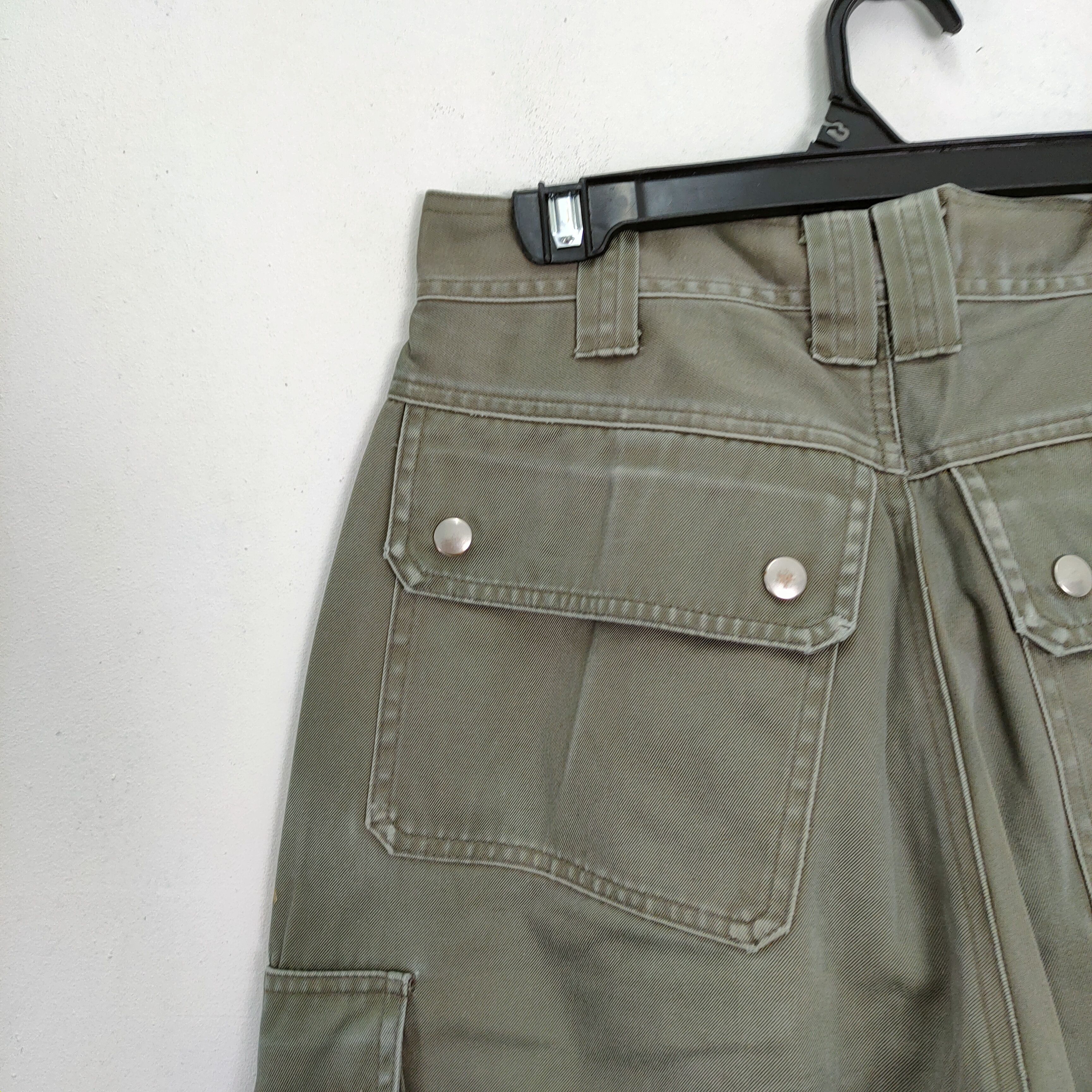 Japanese Brand JAPANESE BRAND BAGGY CARGO PANTS / TACTICAL PANTS Size US 28 / EU 44 - 13 Thumbnail