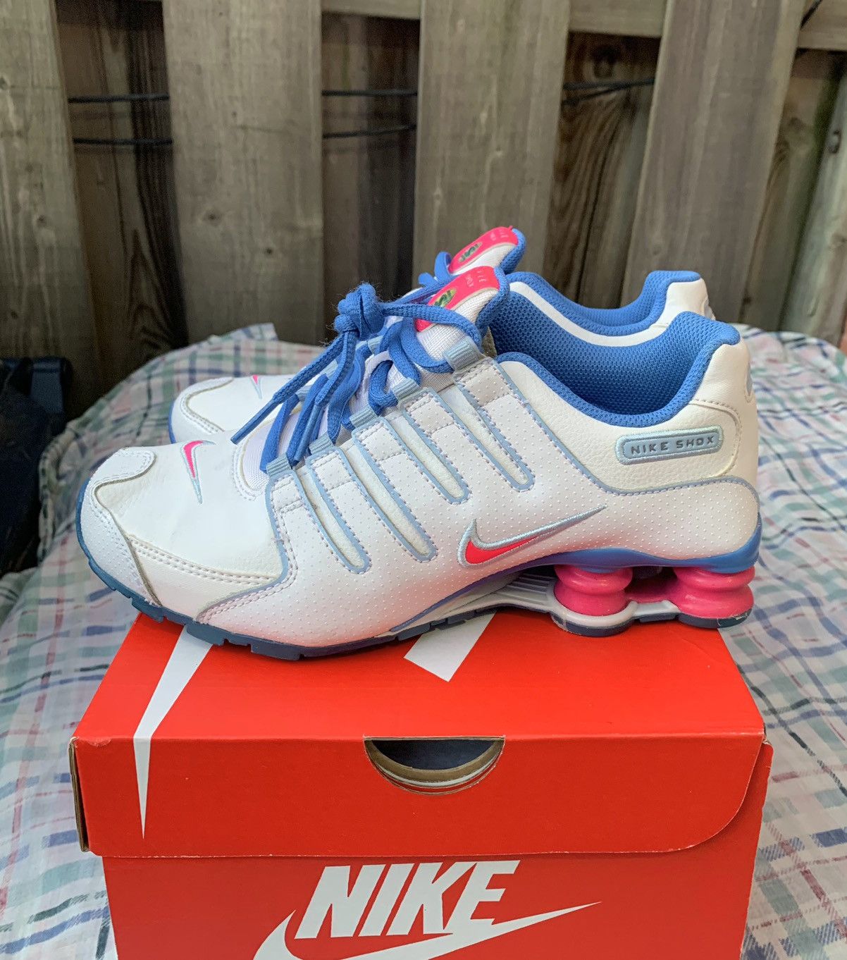Nike Nike Shox NZ White Pink-Blue Size US 4.5 / IT 34.5 - 8 Thumbnail