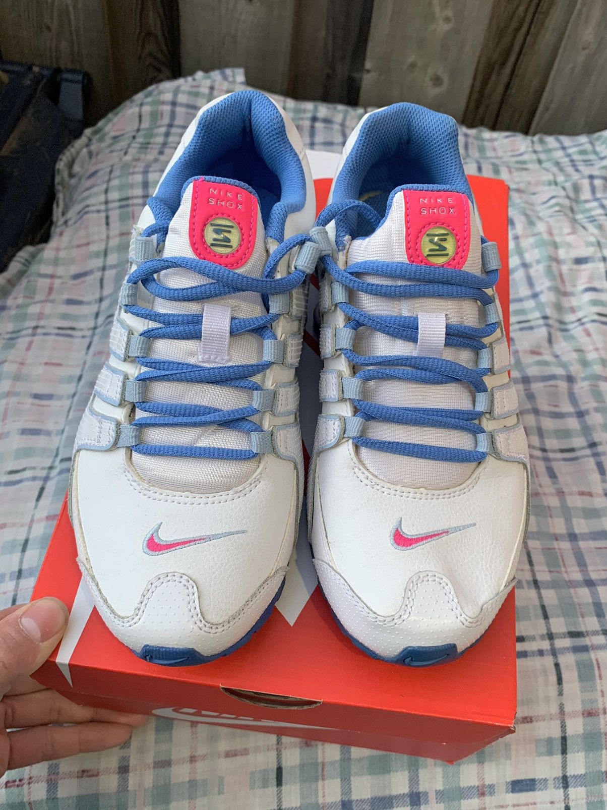 Nike Nike Shox NZ White Pink-Blue Size US 4.5 / IT 34.5 - 2 Thumbnail