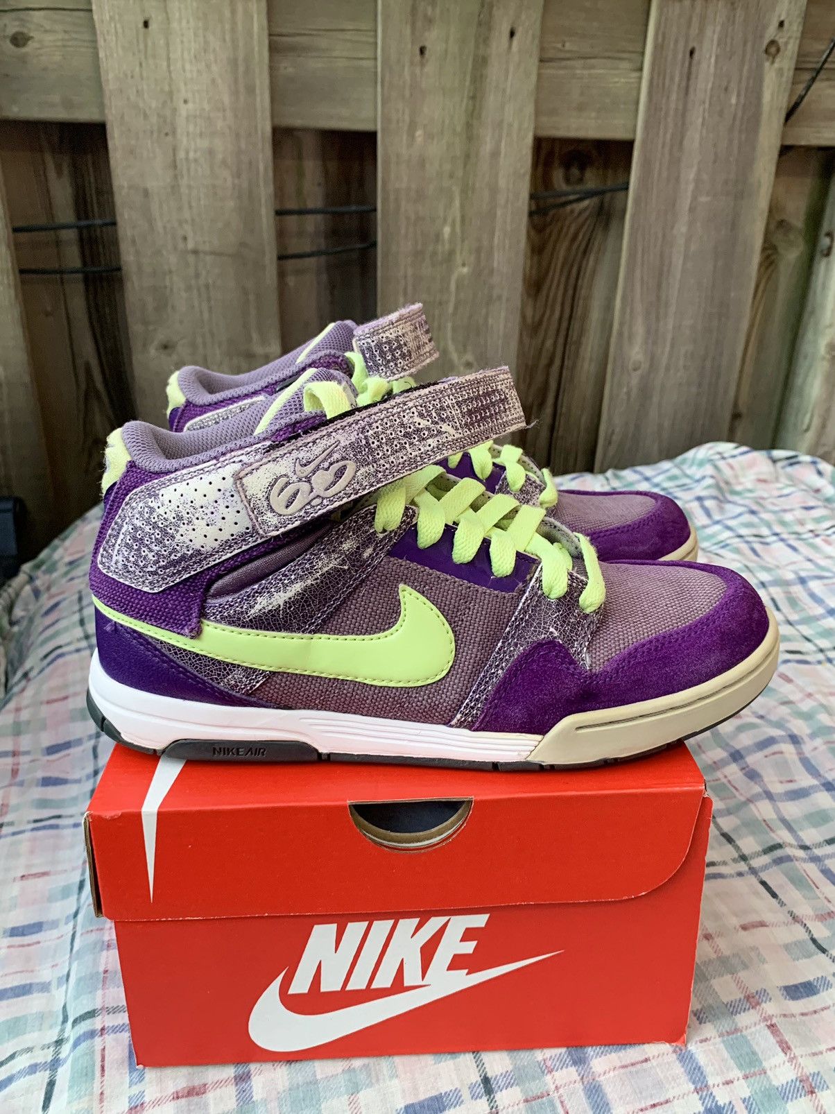 Nike Nike Air Morgan Mid Size US 5.5 / EU 38 - 1 Thumbnail