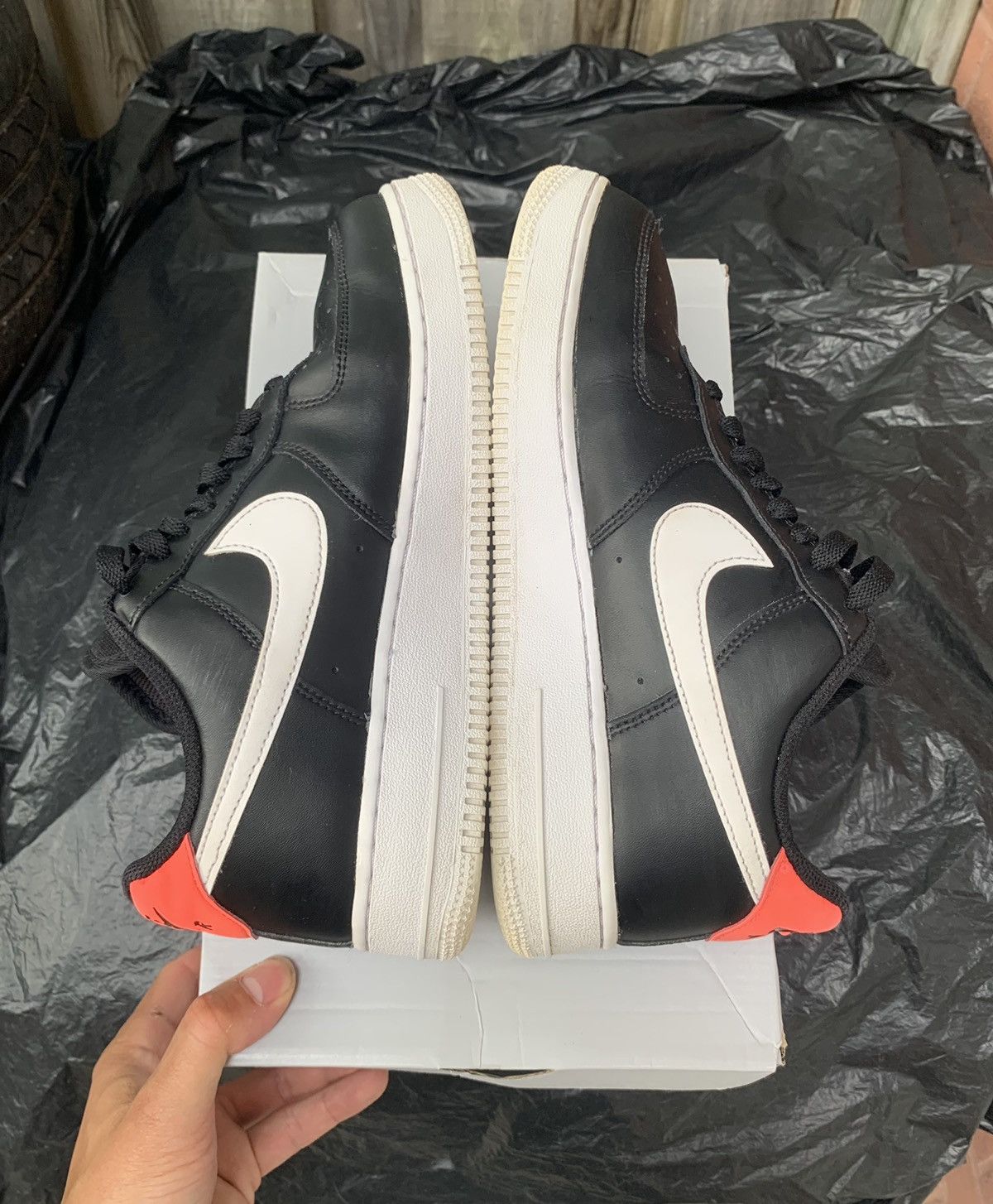Nike Air Force 1 Low Worldwide Pack Black | White-Flash crimson Size US 8 / EU 41 - 4 Thumbnail