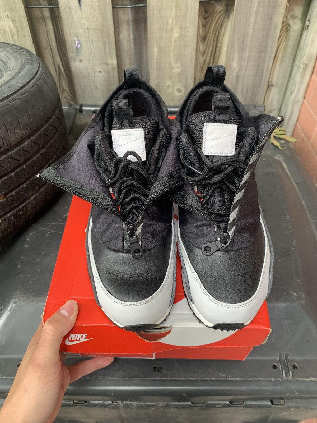 Nike Air Max 90 Utility Black Infrared 2016 Size US 8 / EU 41 - 3 Thumbnail