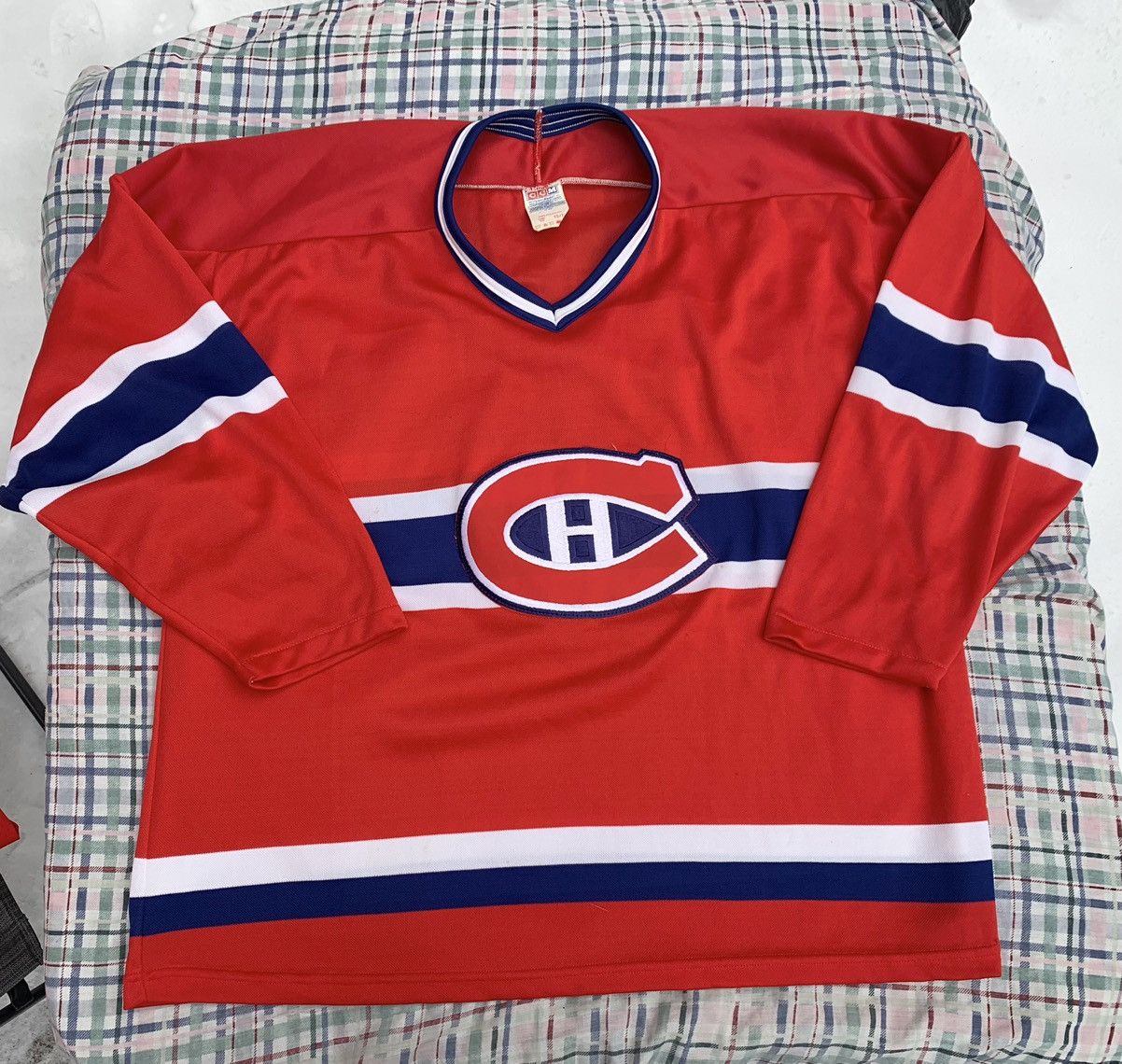Ccm × NHL × Vintage Vintage CCM Montreal Canadiens NHL Jersey Size US XL / EU 56 / 4 - 1 Thumbnail
