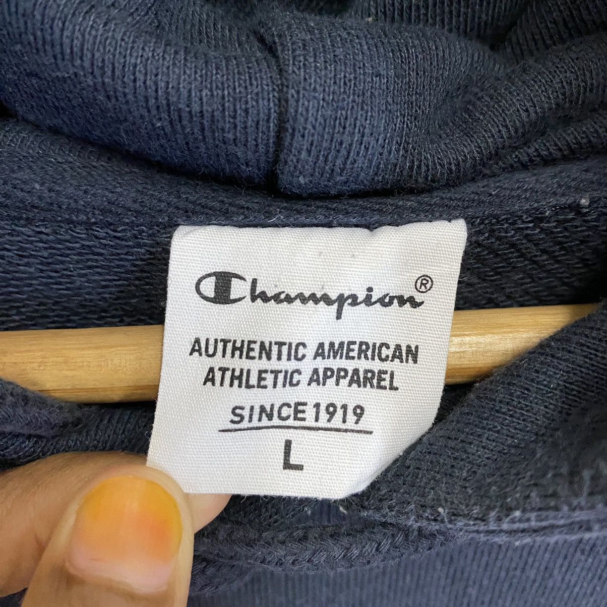 Champion × Vintage Champion Small Logo Pullover Hoodie Size M Size US M / EU 48-50 / 2 - 8 Thumbnail