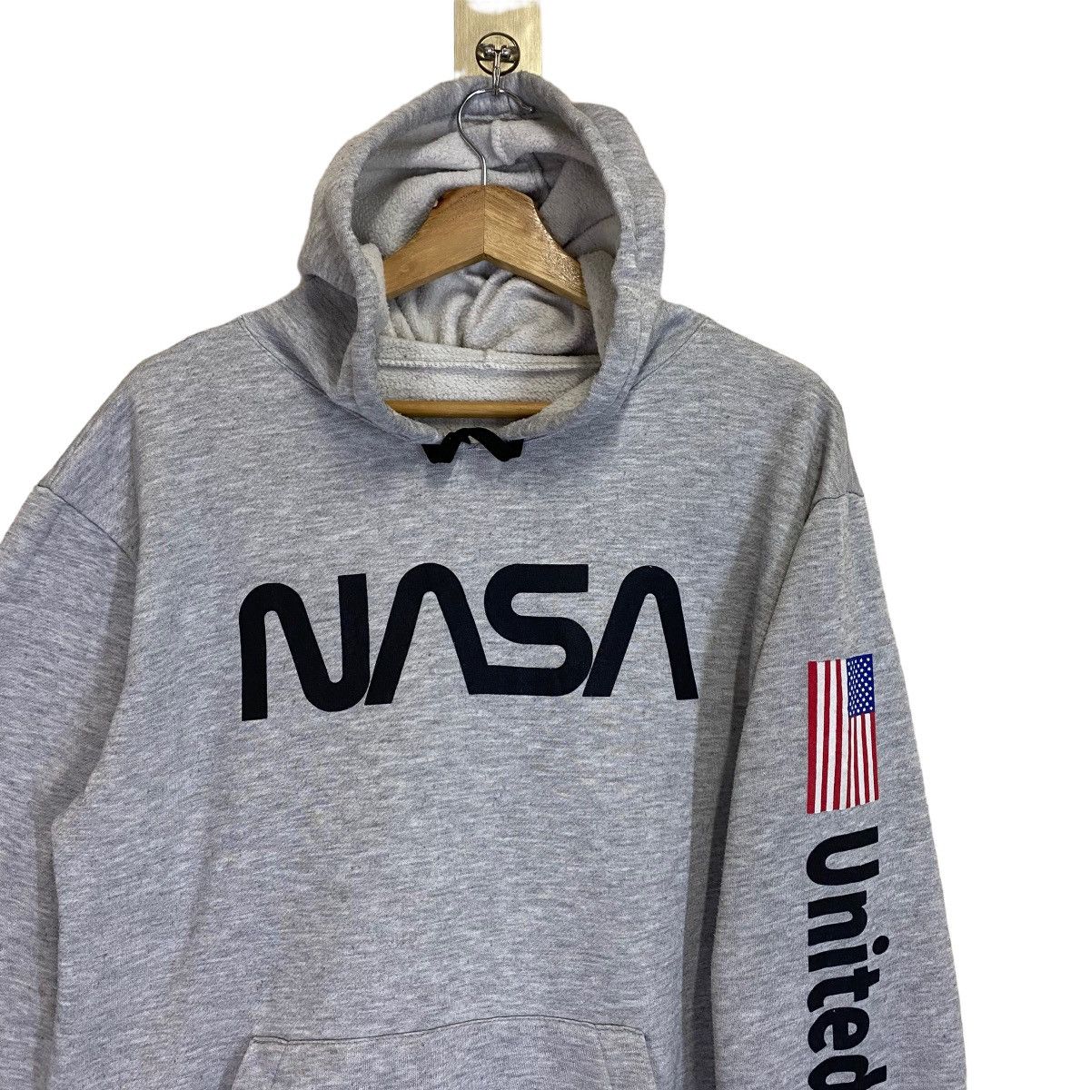 NASA × Vintage Vintage Nasa Big Logo Hoodie Size L Size US L / EU 52-54 / 3 - 4 Thumbnail