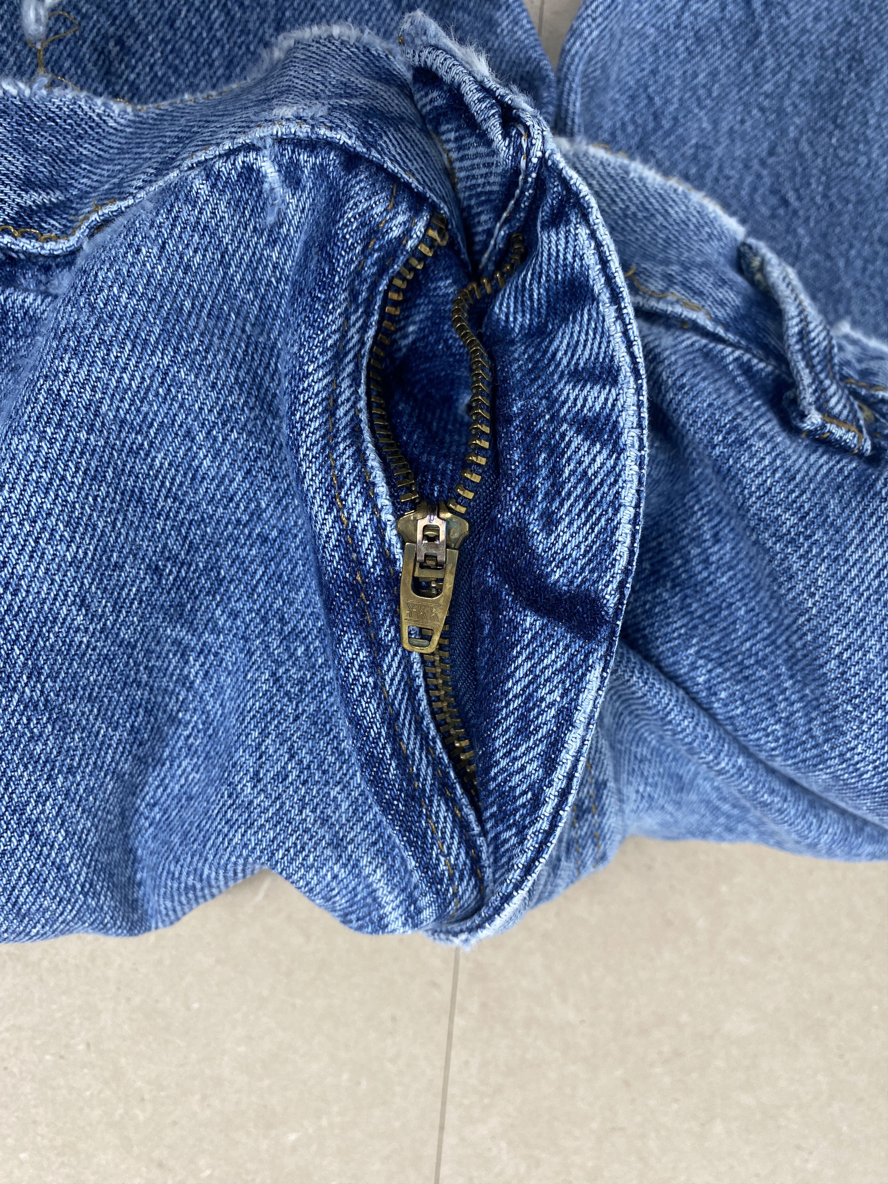 Vintage Vintage Wrangler Straight Cut Light Wash Jeans Size US 34 / EU 50 - 13 Thumbnail