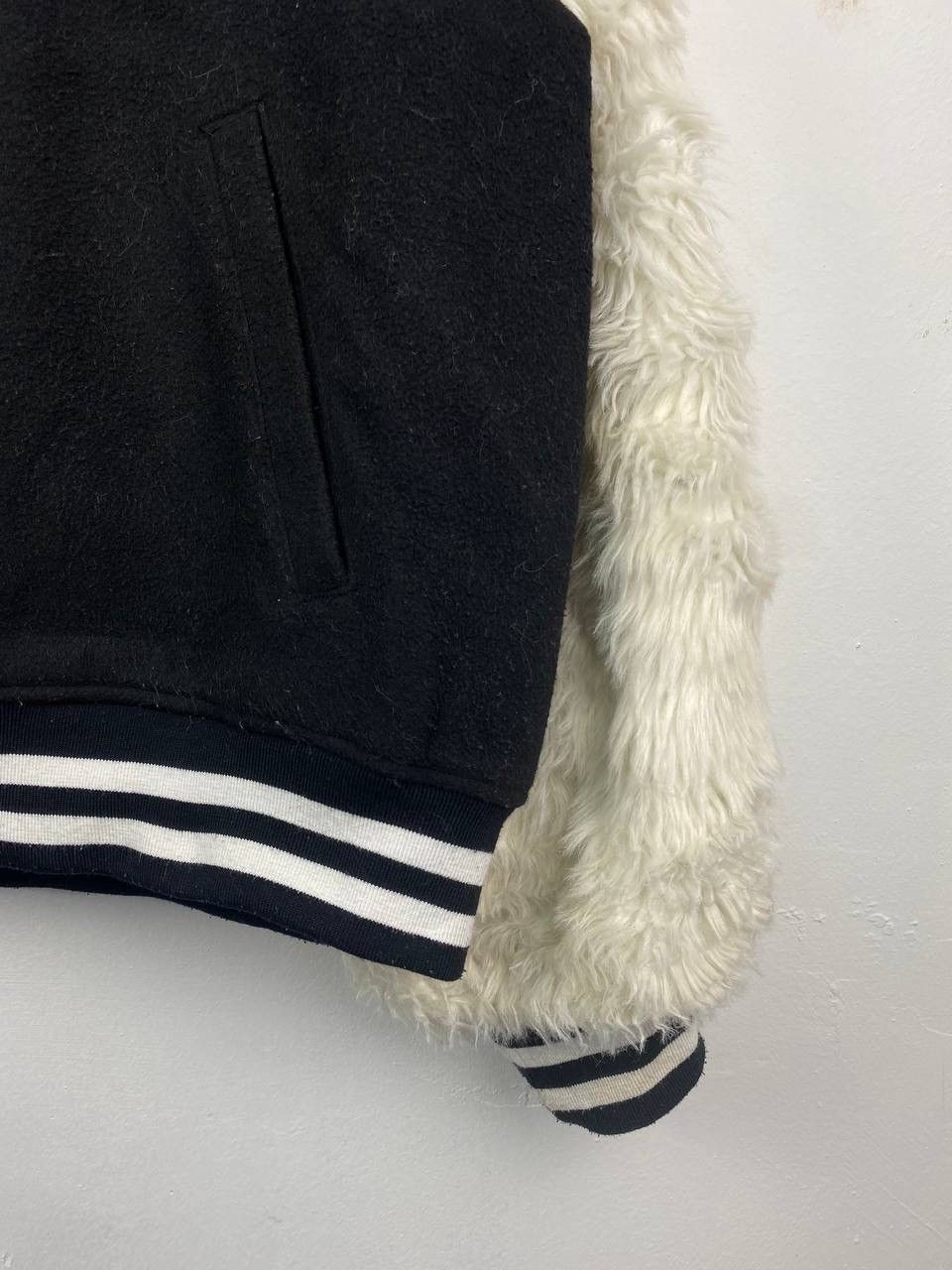 Japanese Brand Vintage awesome girl cropped varsity jacket mohair sleeve Size L / US 10 / IT 46 - 10 Thumbnail
