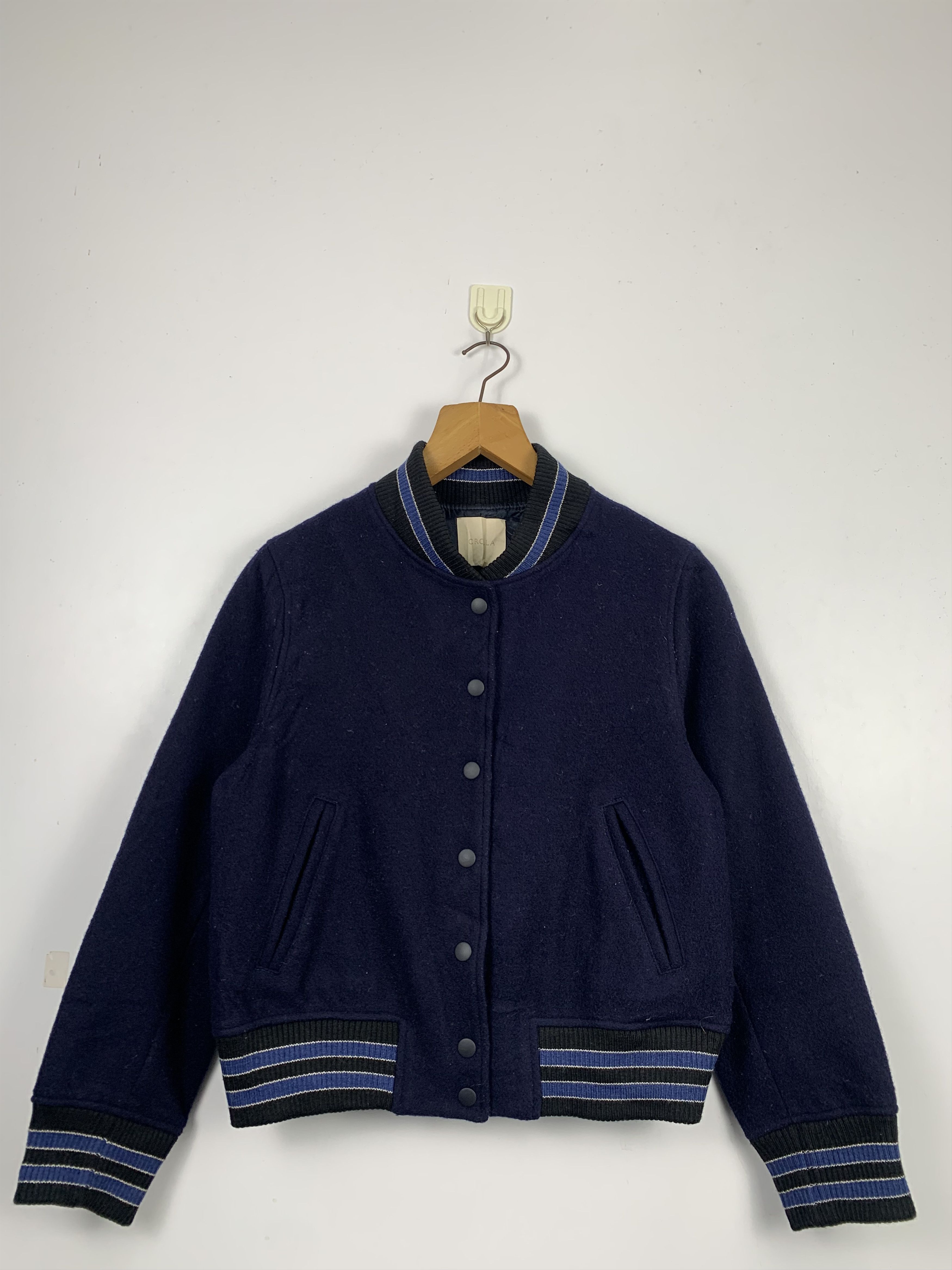 Japanese Brand Vintage Crolla Varsity Jacket J0392 Size US S / EU 44-46 / 1 - 1 Thumbnail