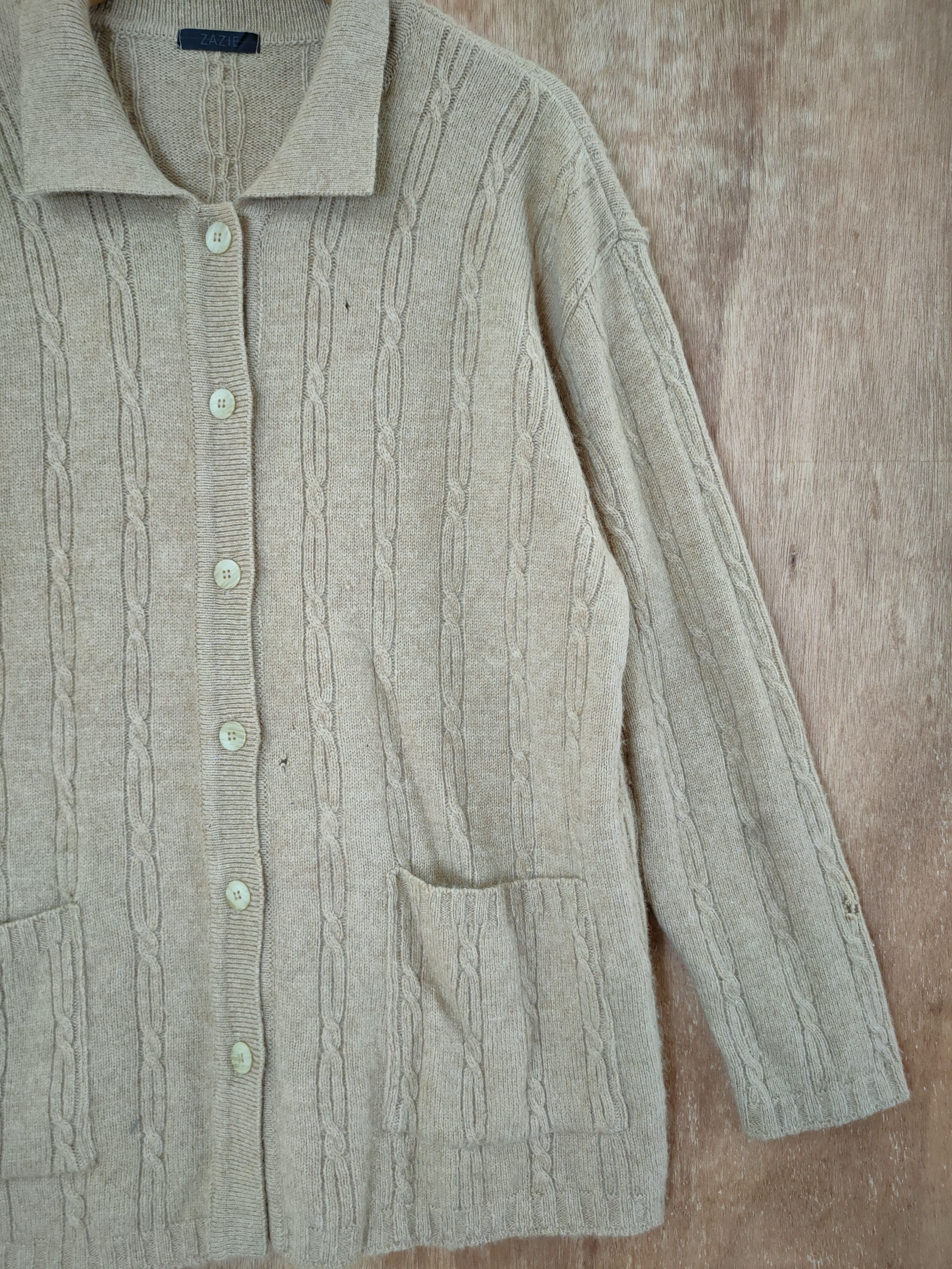 Aran Isles Knitwear D Zazie cardigan cable knitwear japan vintage #46-529 Size US L / EU 52-54 / 3 - 3 Thumbnail