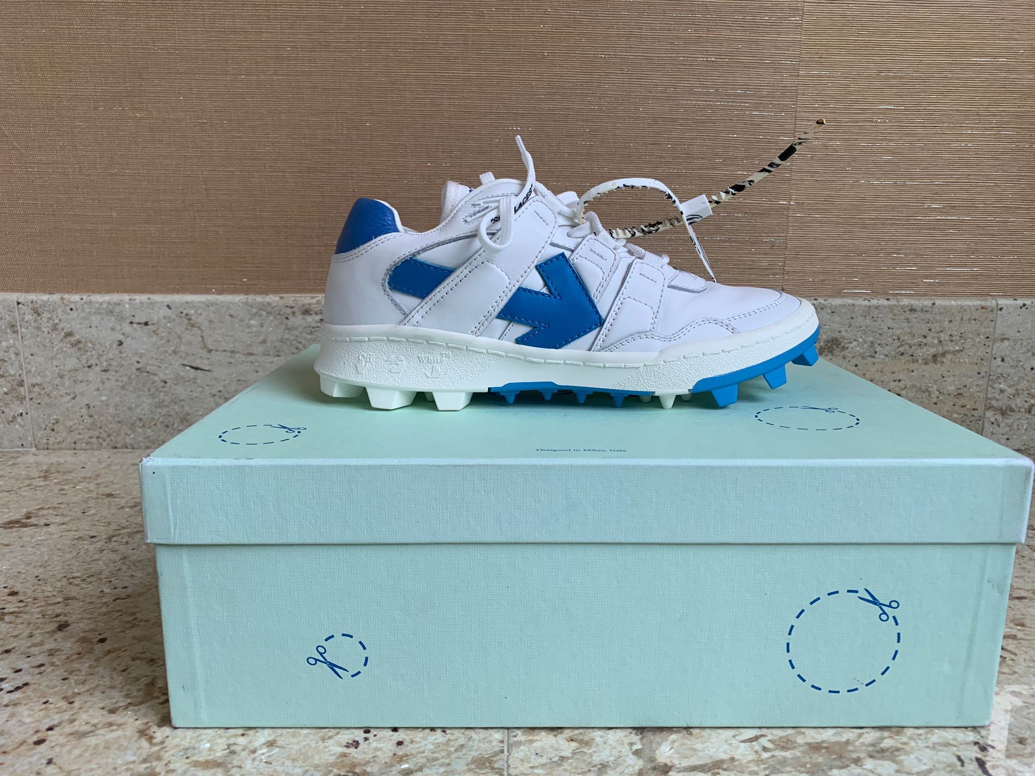image of Off White Mountain Cleat Arrow Trainer Shoes in White Blue, Men's (Size 11)