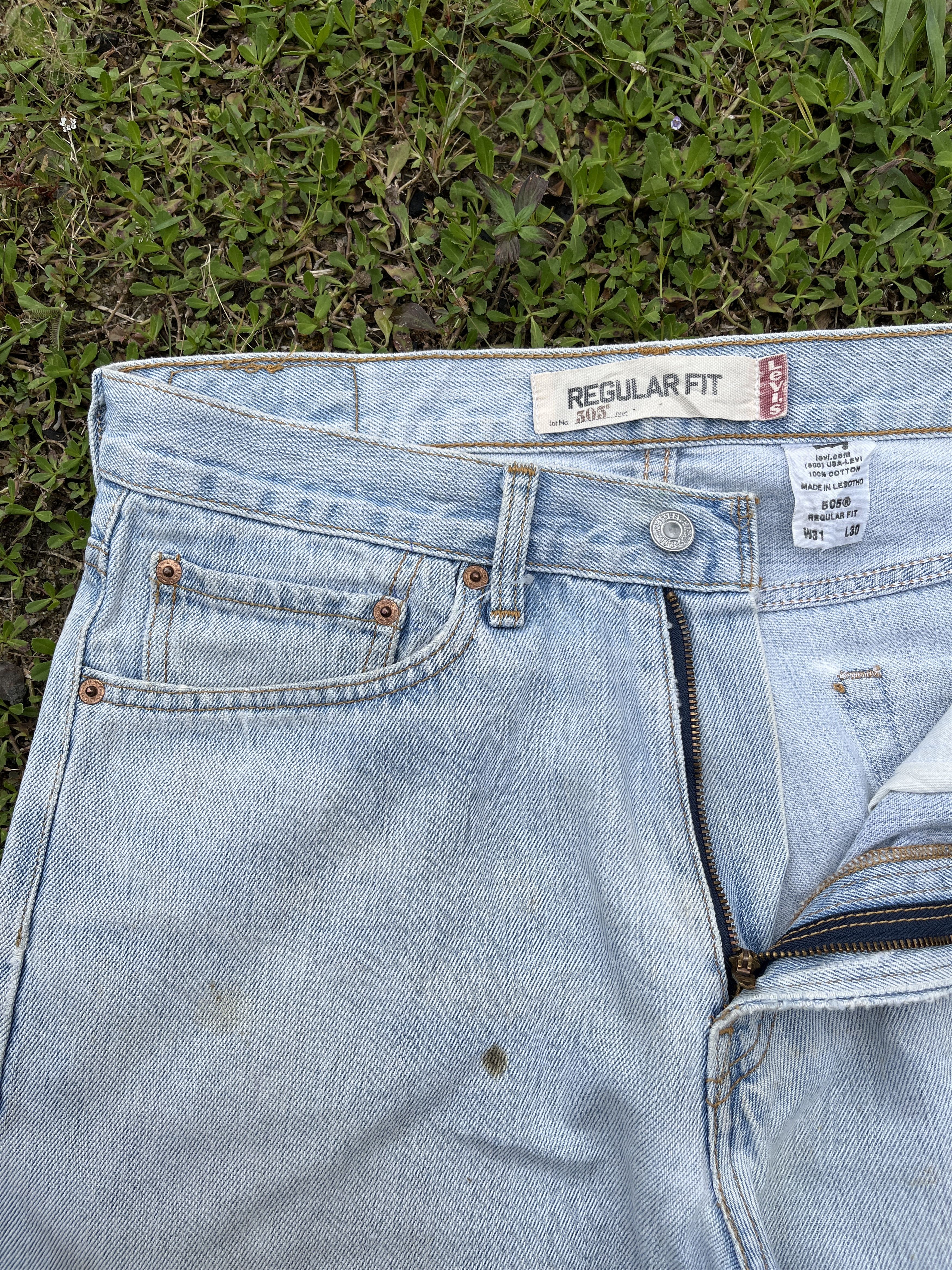 Levi's Vintage Levis 505 Light Wash Jeans - J031 Size US 31 - 5 Thumbnail