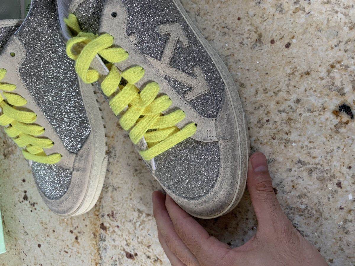 Off-White o1rshd1 Glitter 2.0 Sneakers in Silver Size US 8 / EU 41 - 8 Thumbnail