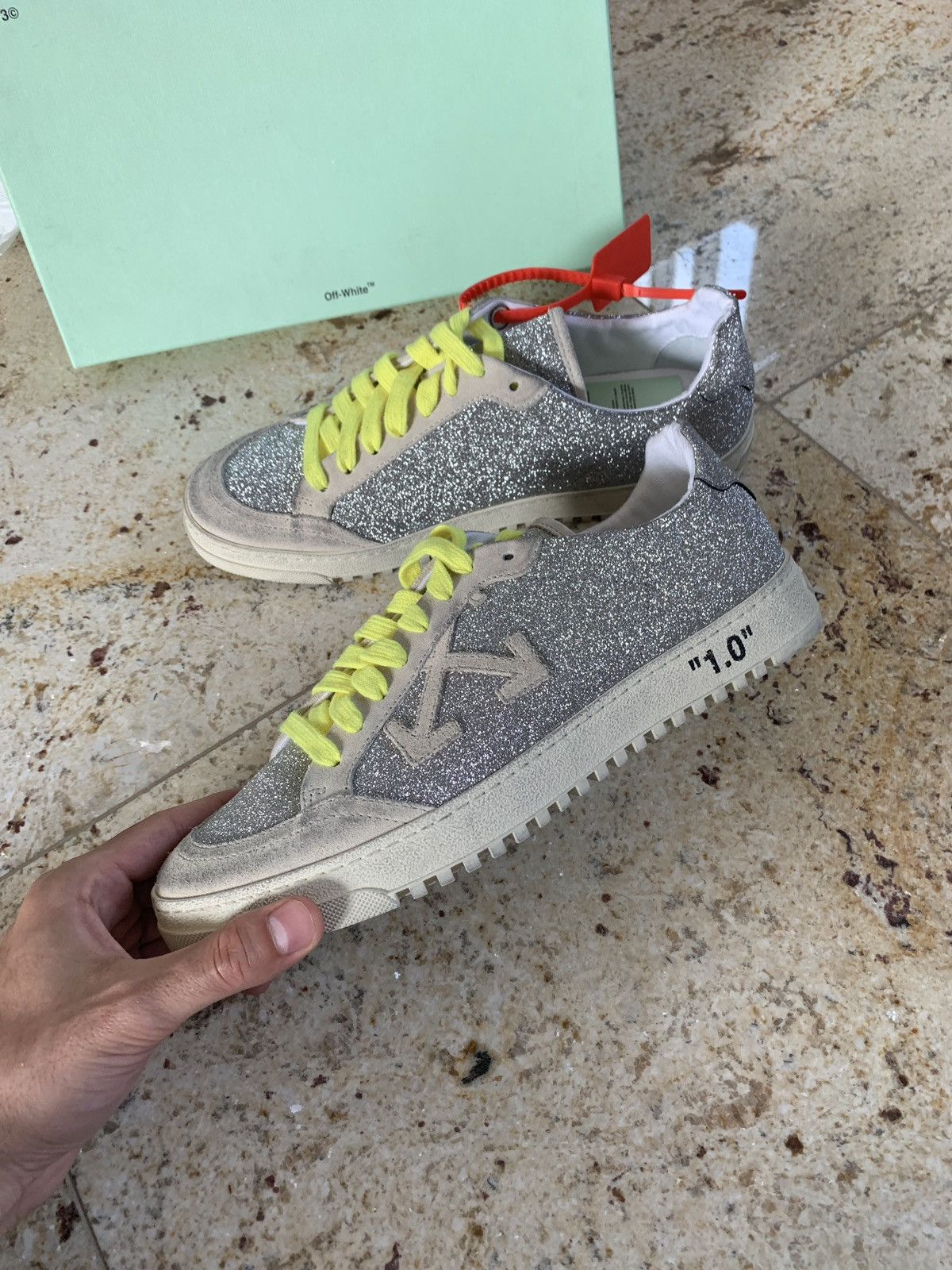 Off-White o1rshd1 Glitter 2.0 Sneakers in Silver Size US 8 / EU 41 - 7 Thumbnail