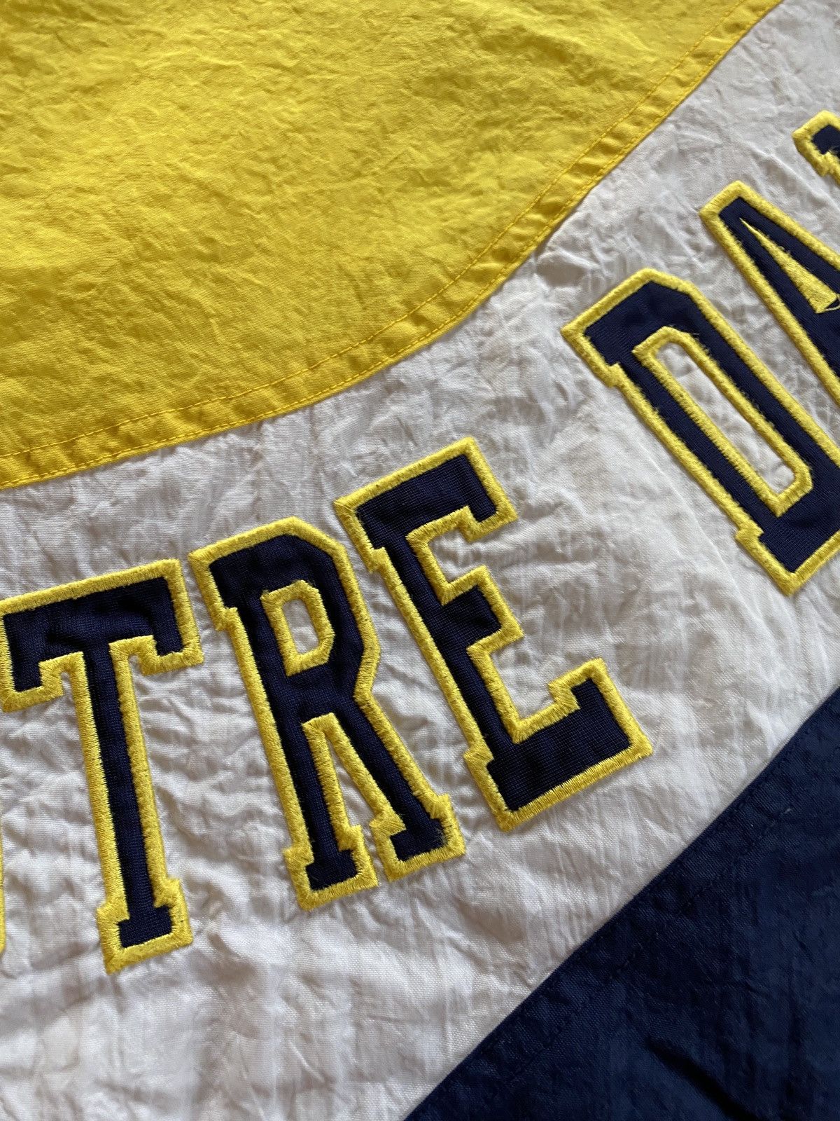 Apex One Vintage 90’s Notre Dame Apex One Full Zip Jacket Size US M / EU 48-50 / 2 - 7 Thumbnail