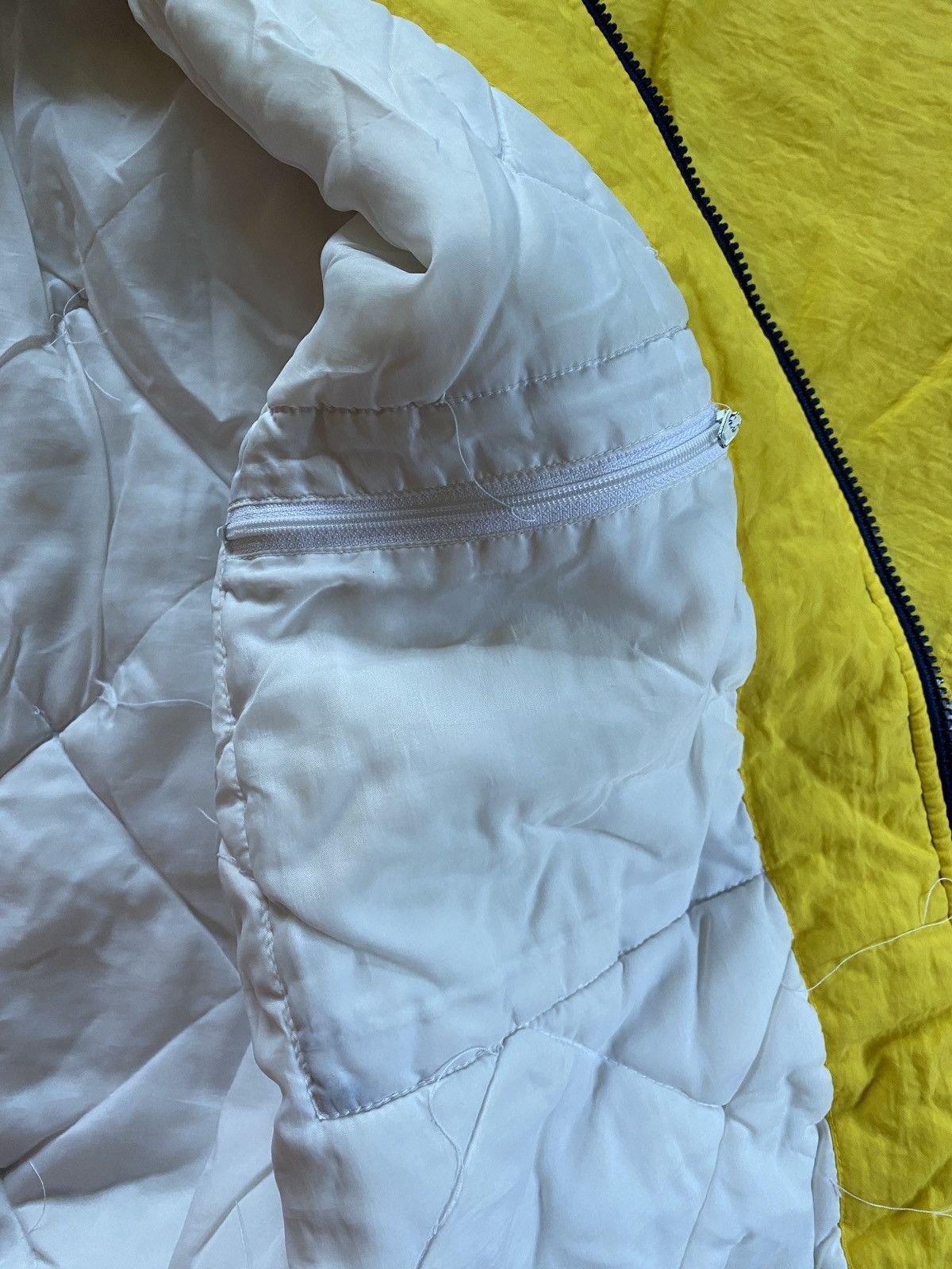 Apex One Vintage 90’s Notre Dame Apex One Full Zip Jacket Size US M / EU 48-50 / 2 - 22 Thumbnail